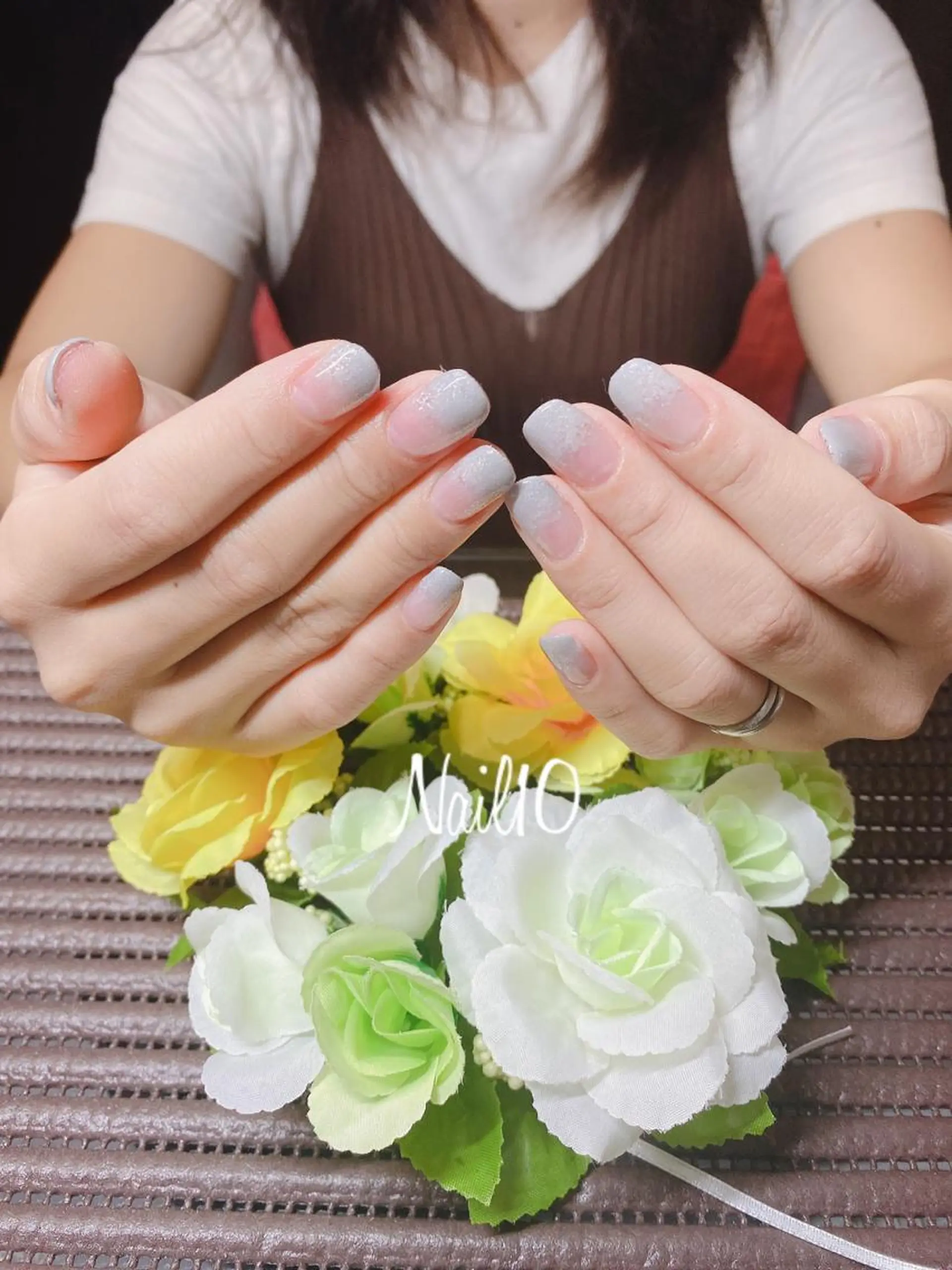 ネイル 長さ出し ラメ(グリッター) ラメグラデーション Nail10 Kakoのネイルデザイン