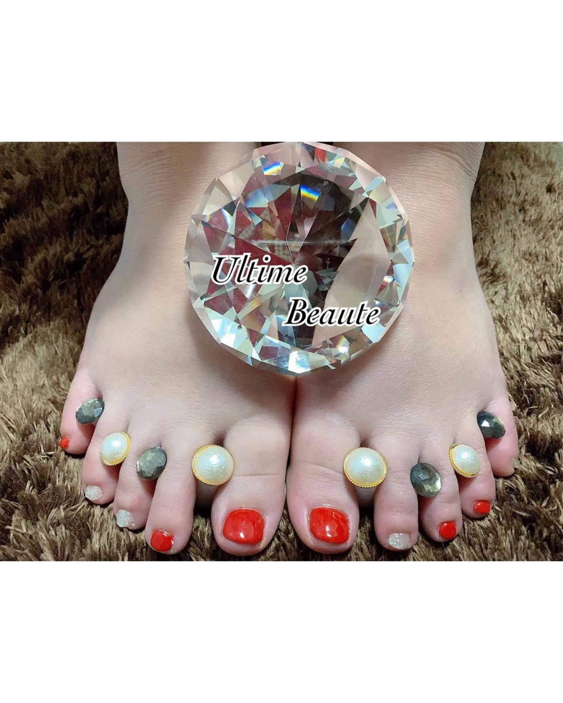 ネイル ラメ(グリッター) 赤色 シンプルネイル 石塚 亜矢加のネイルデザイン