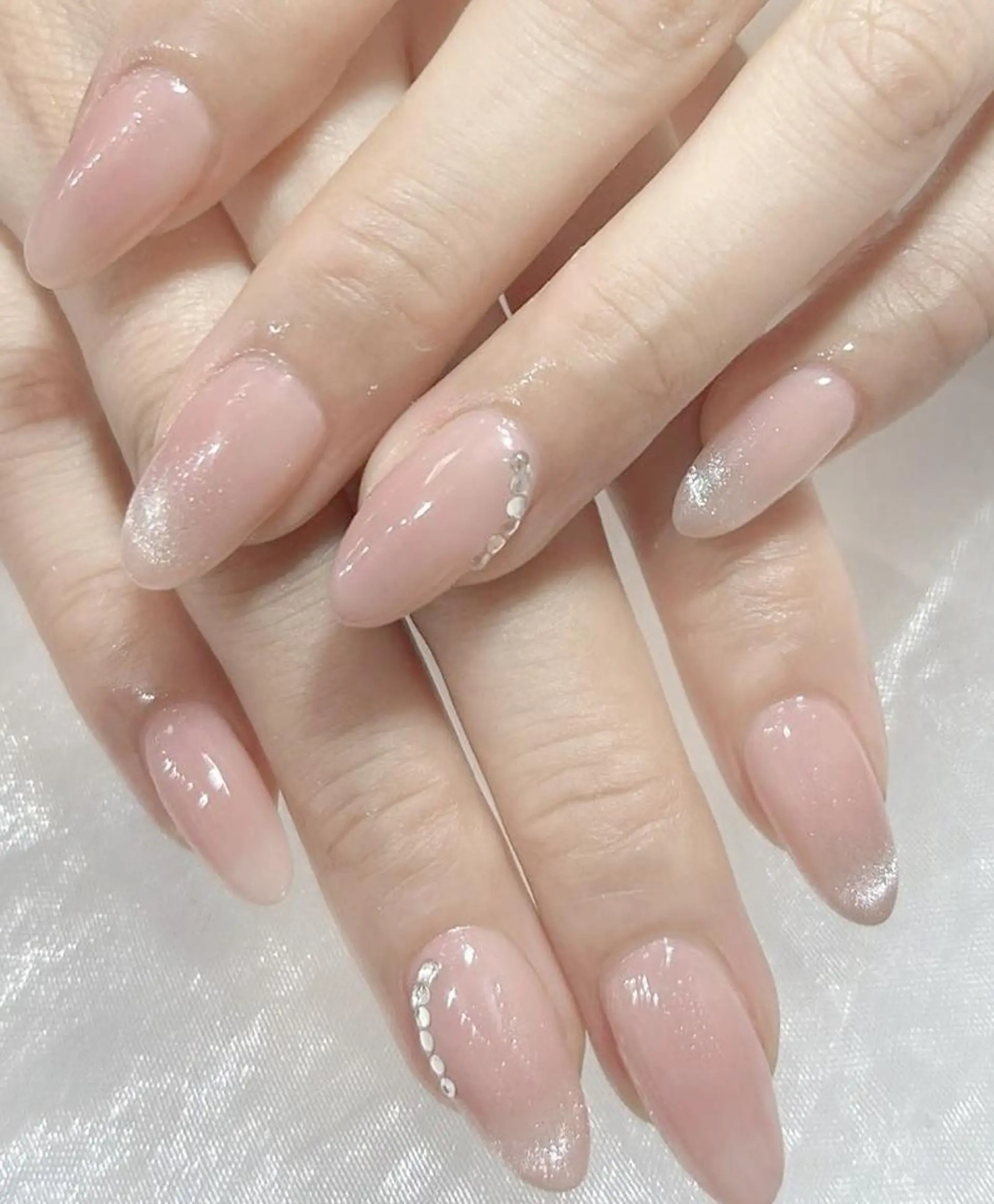 ネイル VIVIAN リサのネイルデザイン