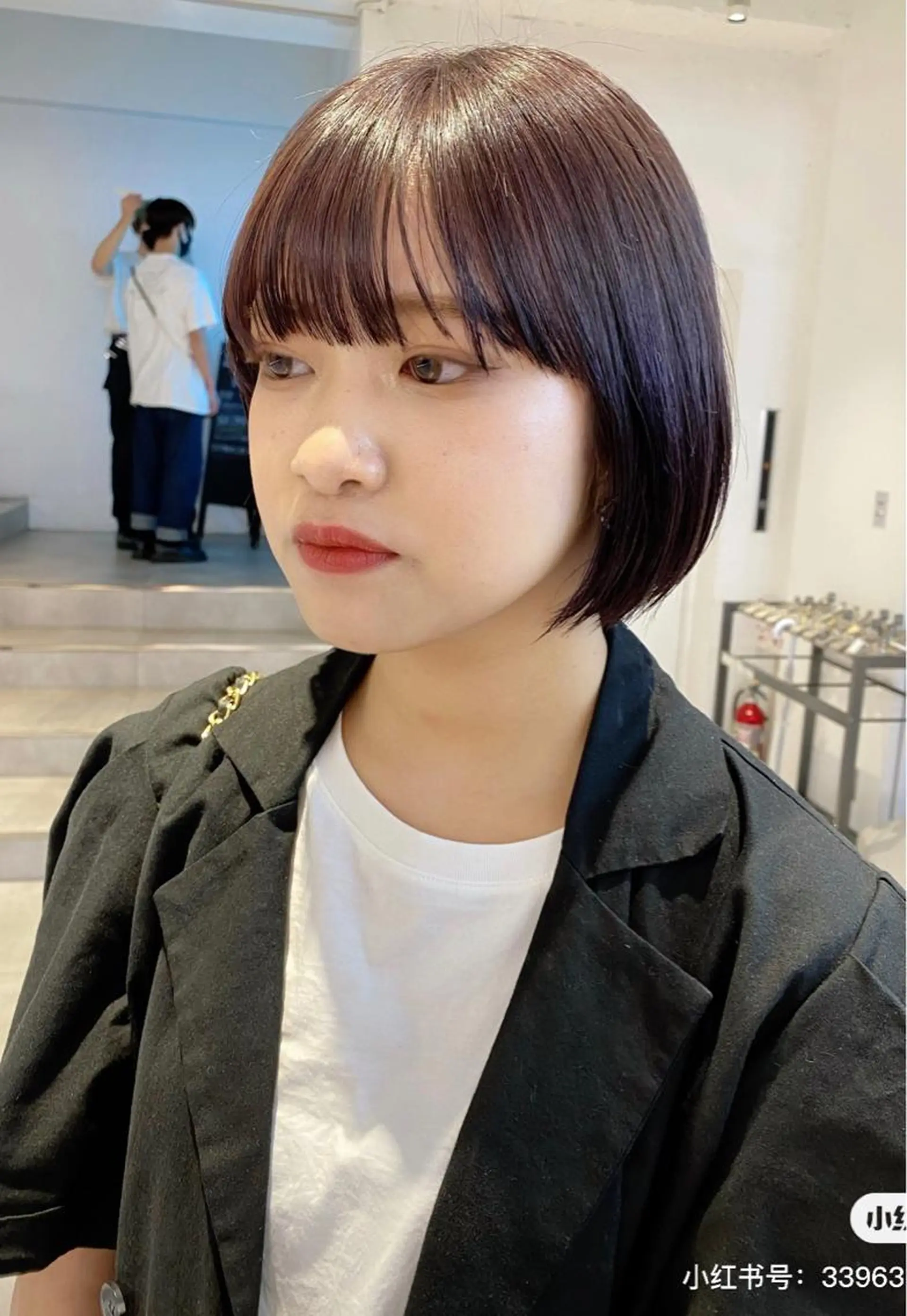 ミディアム カラー レイヤーカット カノン🩷のヘアスタイル