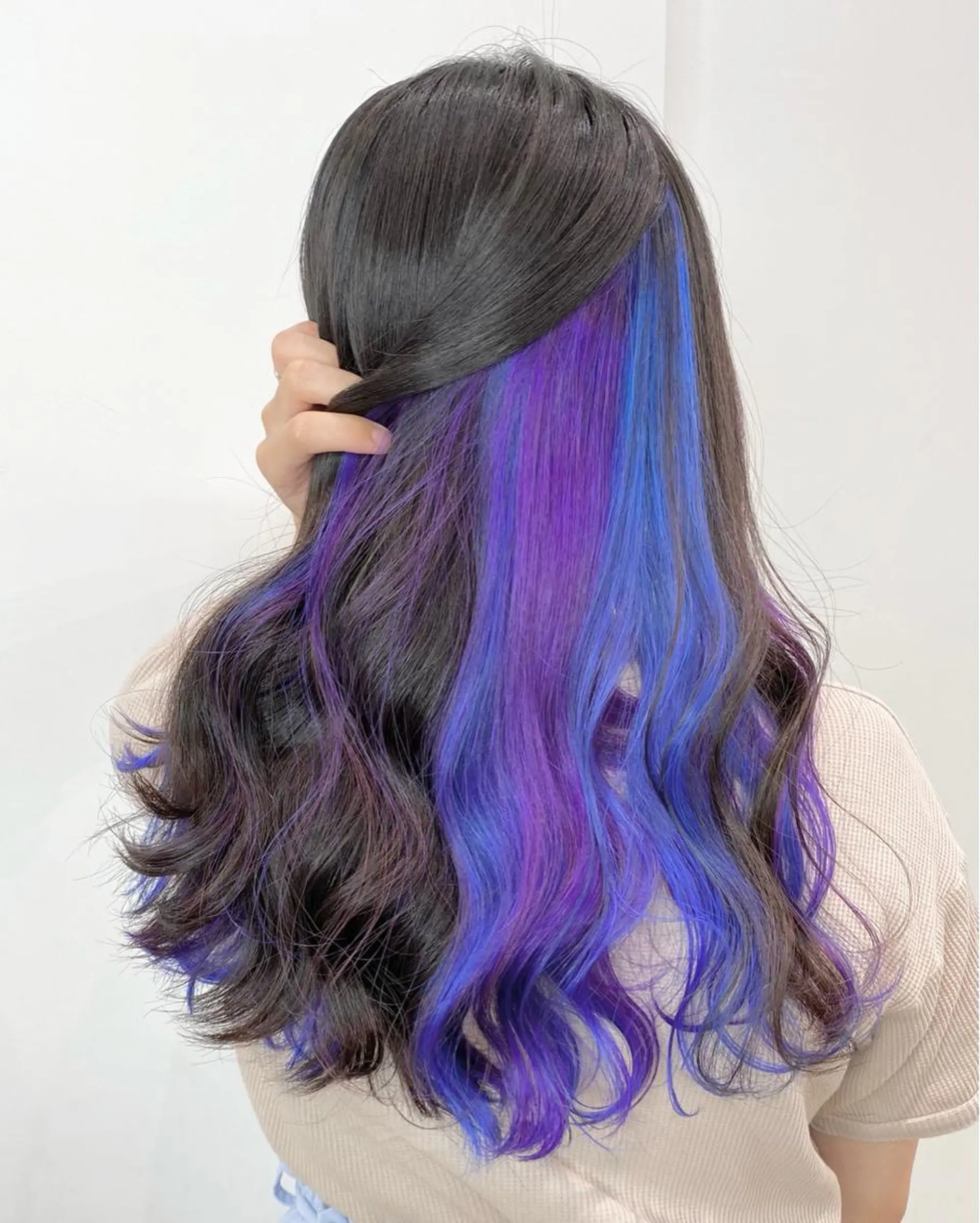 セミロング カラー  渡部 妃月のヘアスタイル