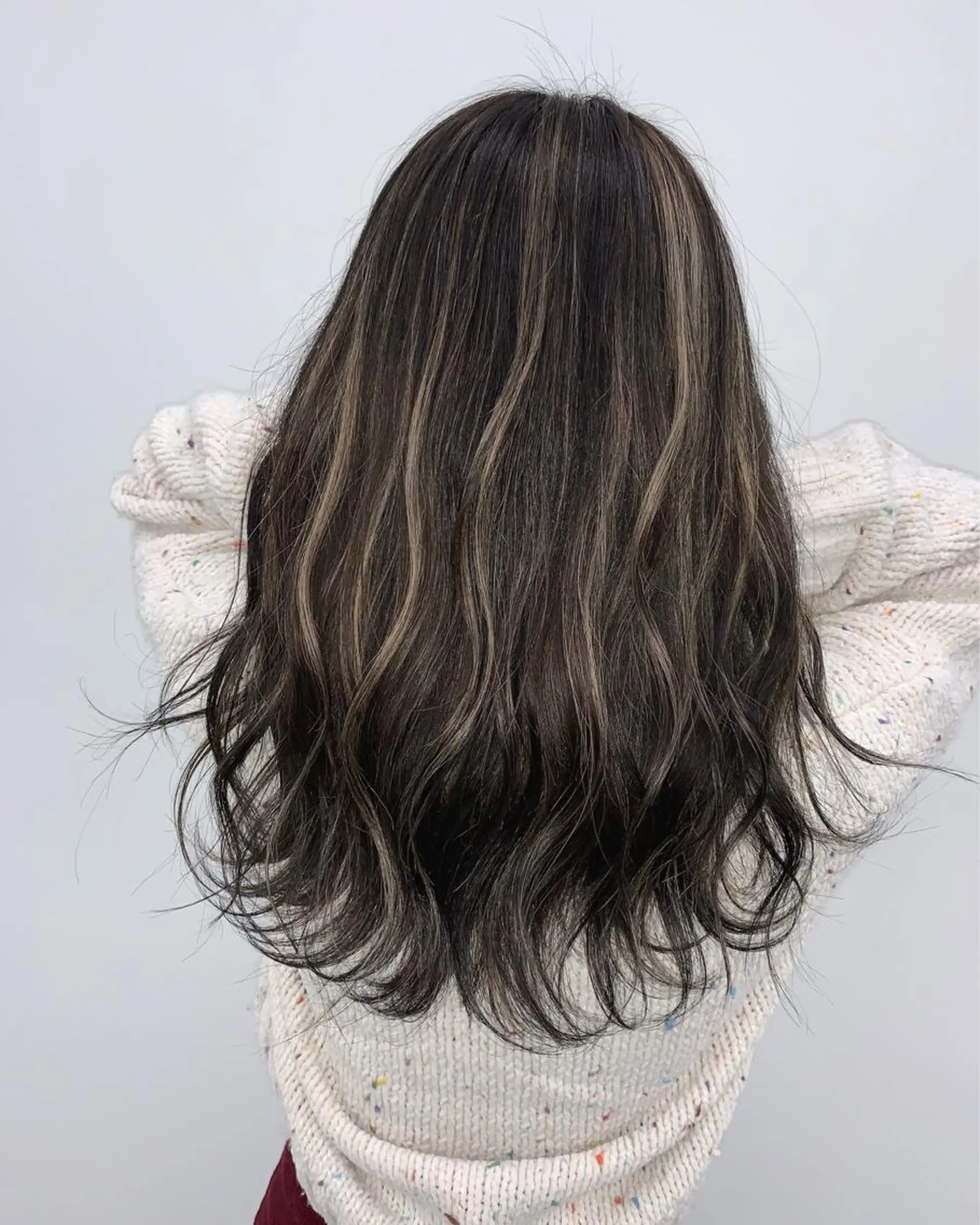 セミロング ハイライト BOTANIUM by Rr SALON所属・山田 絵里菜のヘアスタイル