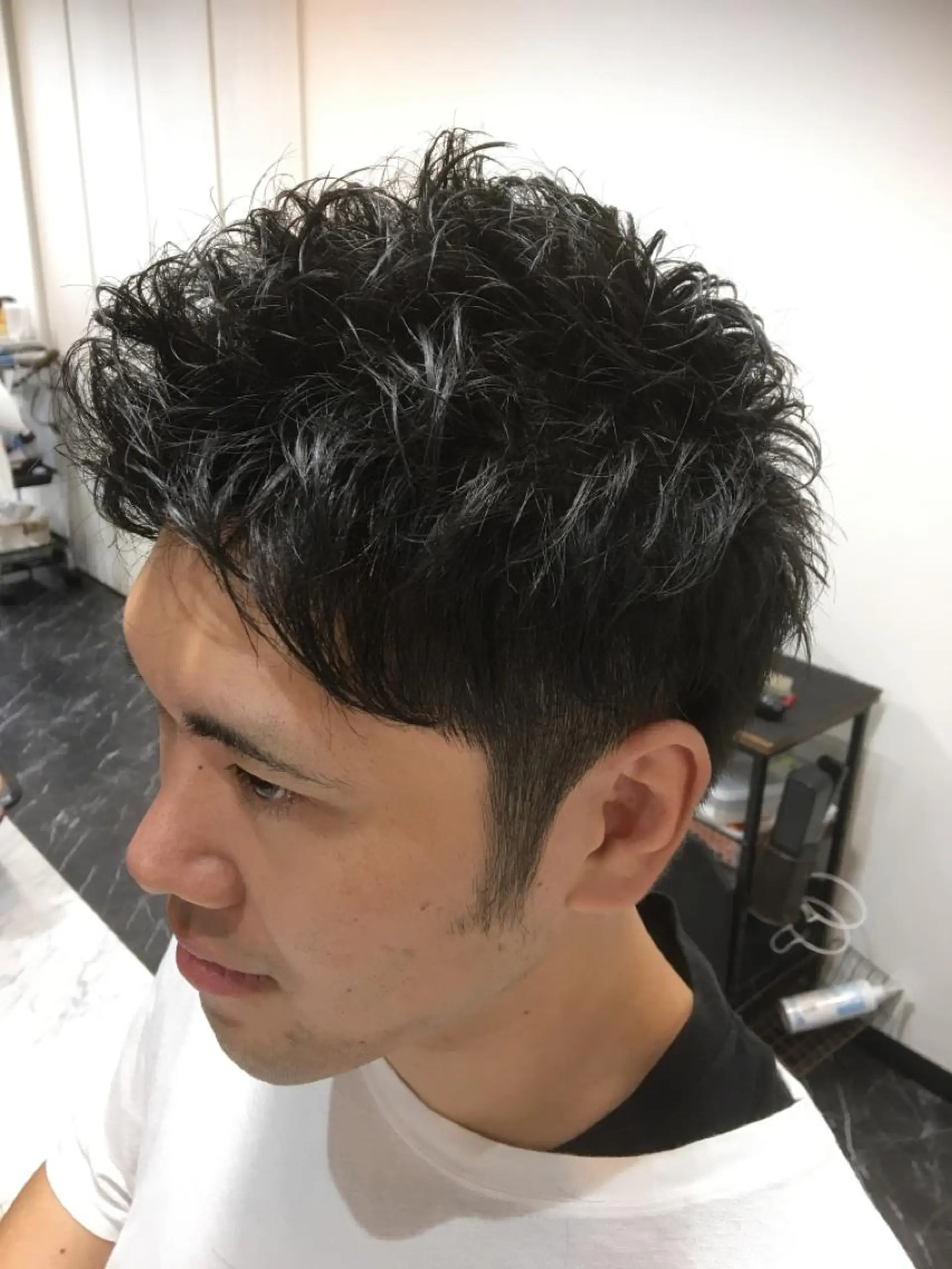 ショート OKAWA TAKAHIROのヘアスタイル