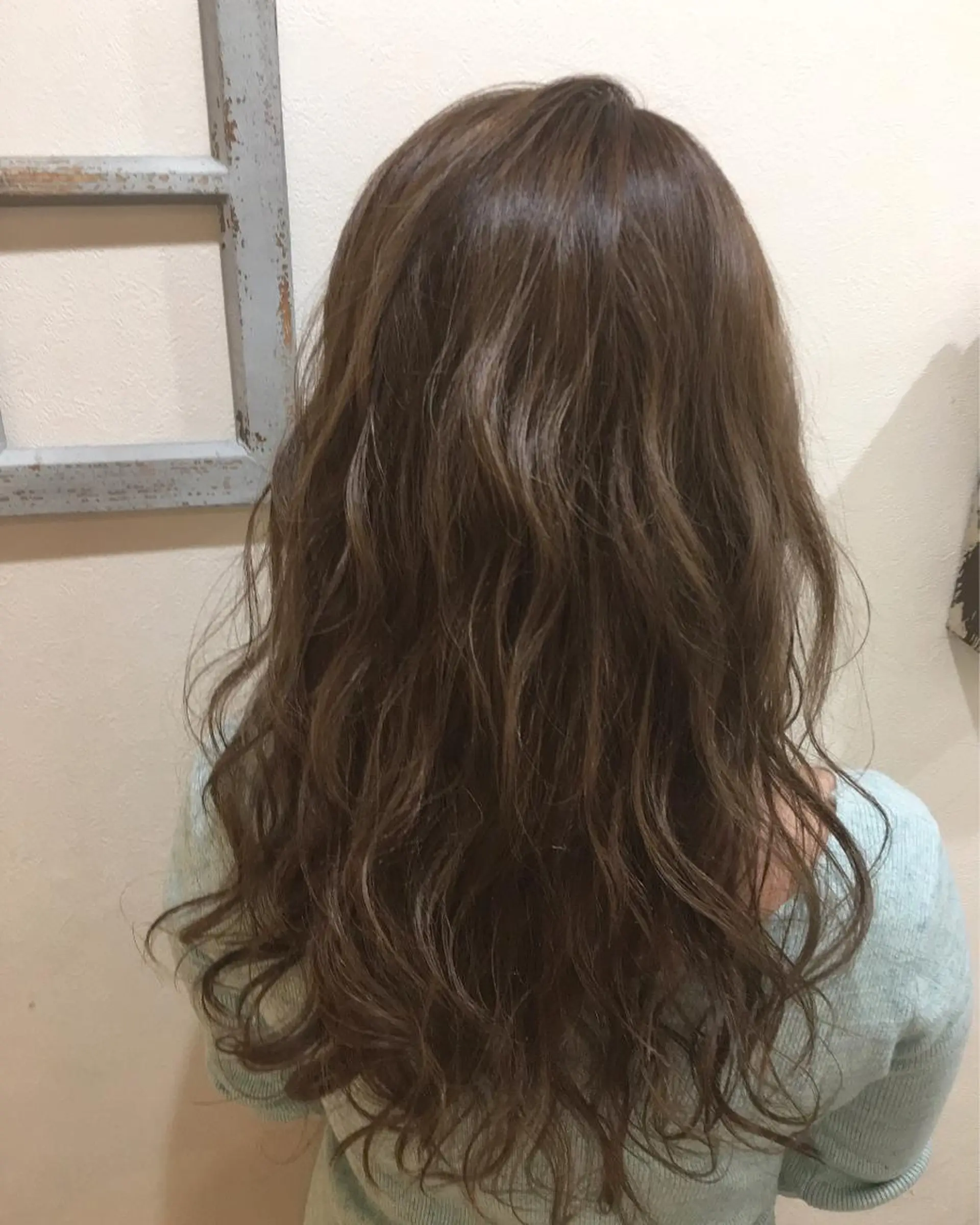 ロング カラー ベージュカラー フォギーベージュ フォギーグレージュ グレージュ トリートメント hair salon Ranun髪質改善のヘアスタイル