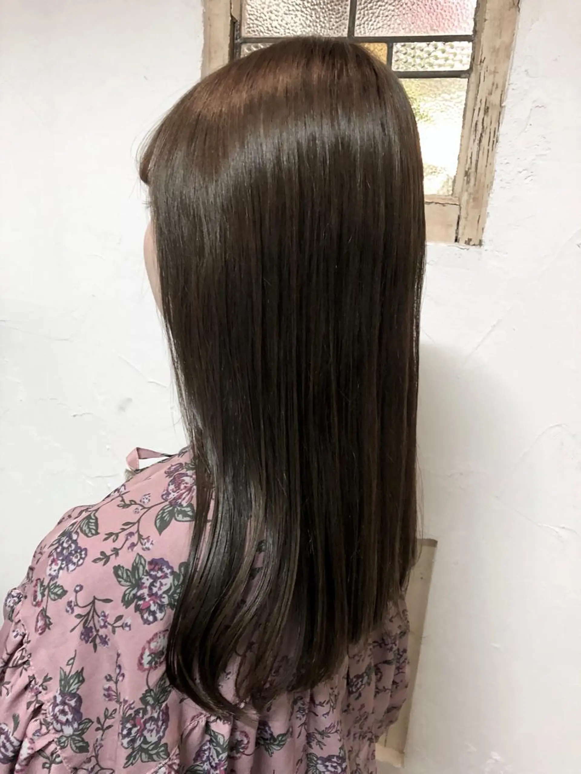 セミロング カラー アッシュ オーガニックカラー 桐原 竜也のヘアスタイル