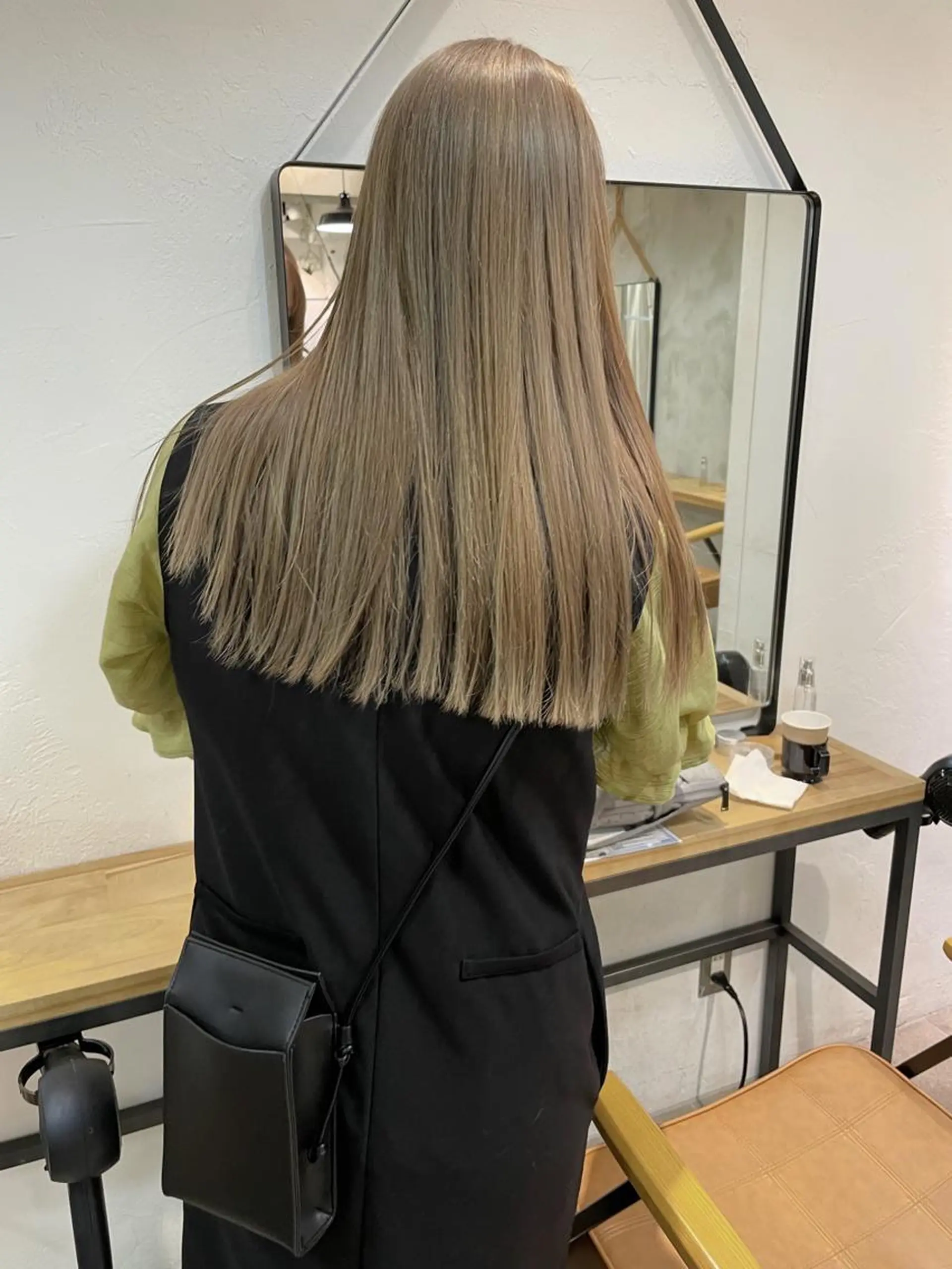 ロング カラー ヘアアレンジ 小顔レイヤー×コンパ クトボブ/林隆平のヘアスタイル