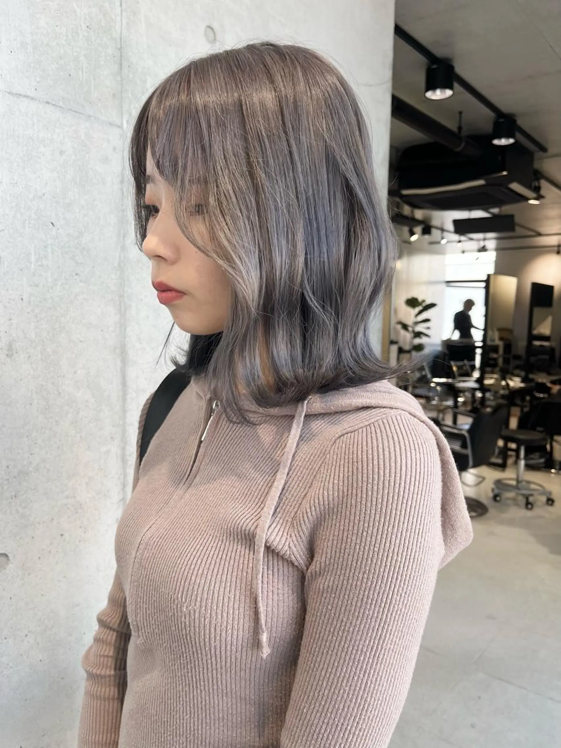 セミロング カラー パーマ ヘアアレンジ ヘアカラー トリートメント 透明感/オリーブ/ グレージュ/YUKAのヘアスタイル