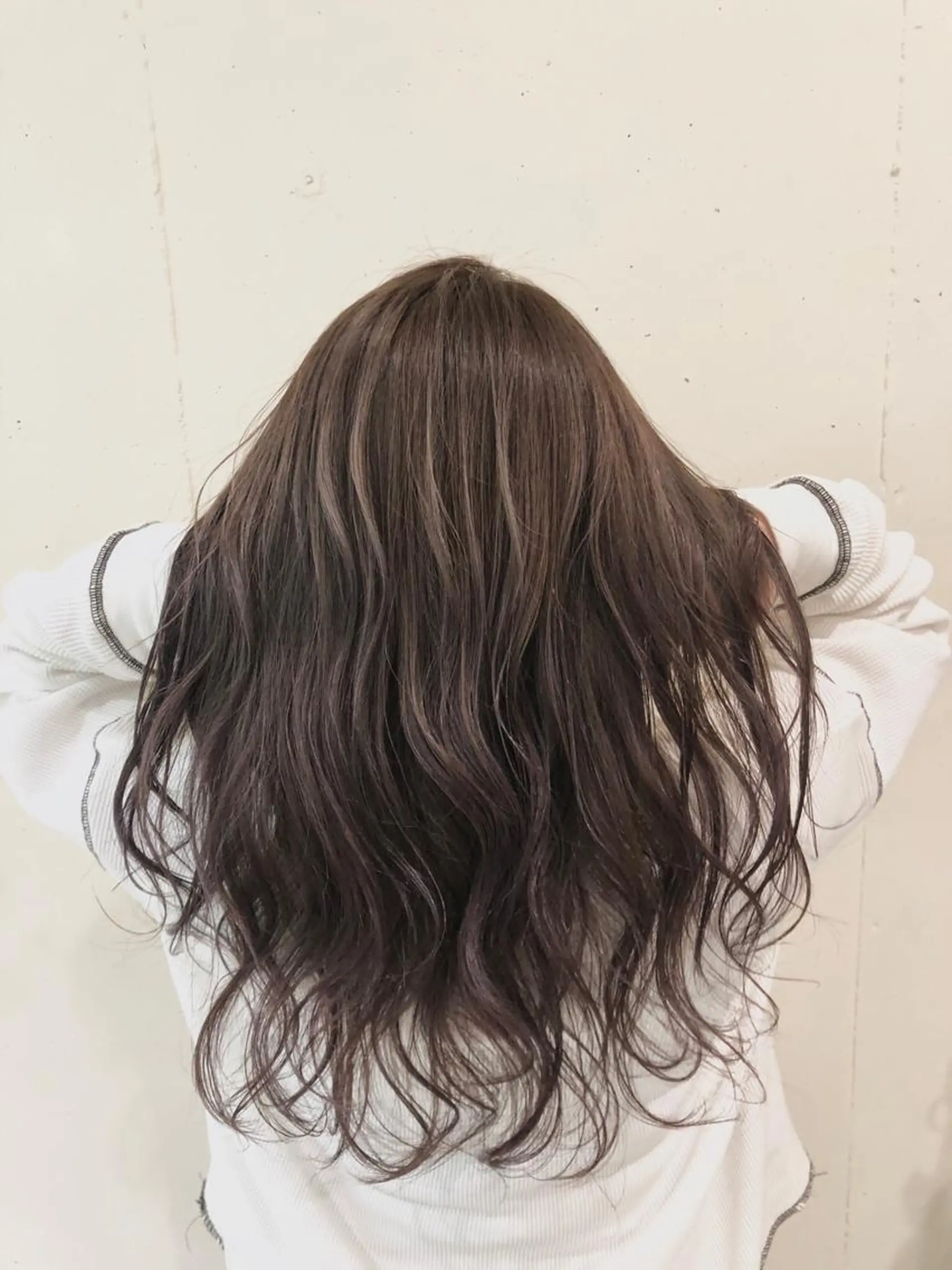 セミロング カラー パーマ ヘアアレンジ ブリーチ ケアブリーチ グラデーションカラー ハイライトカラー インナーカラー 【ツヤ髪美容師】 ツダケイスケのヘアスタイル