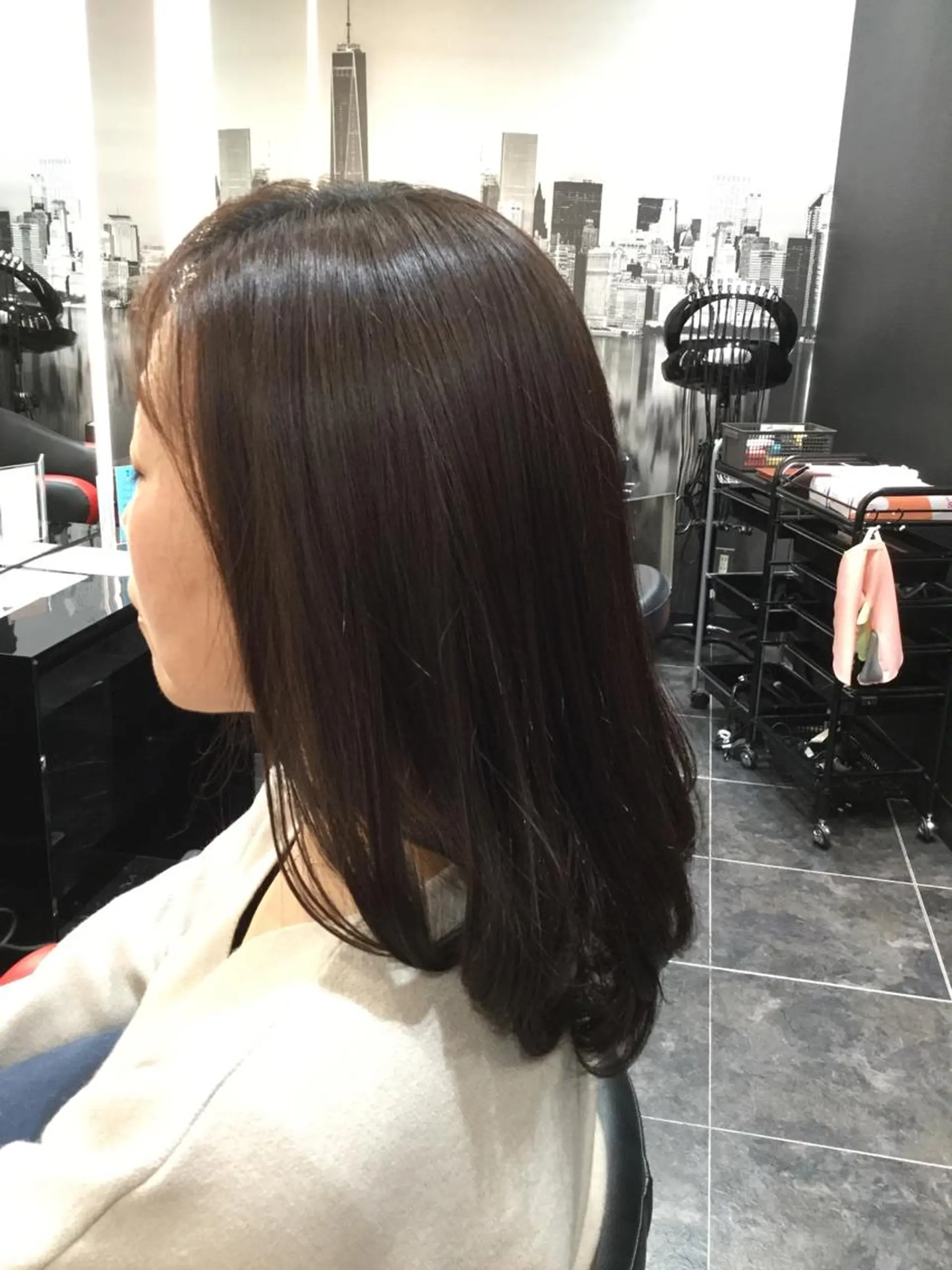 セミロング パーマ Annon プライベートサロンのヘアスタイル