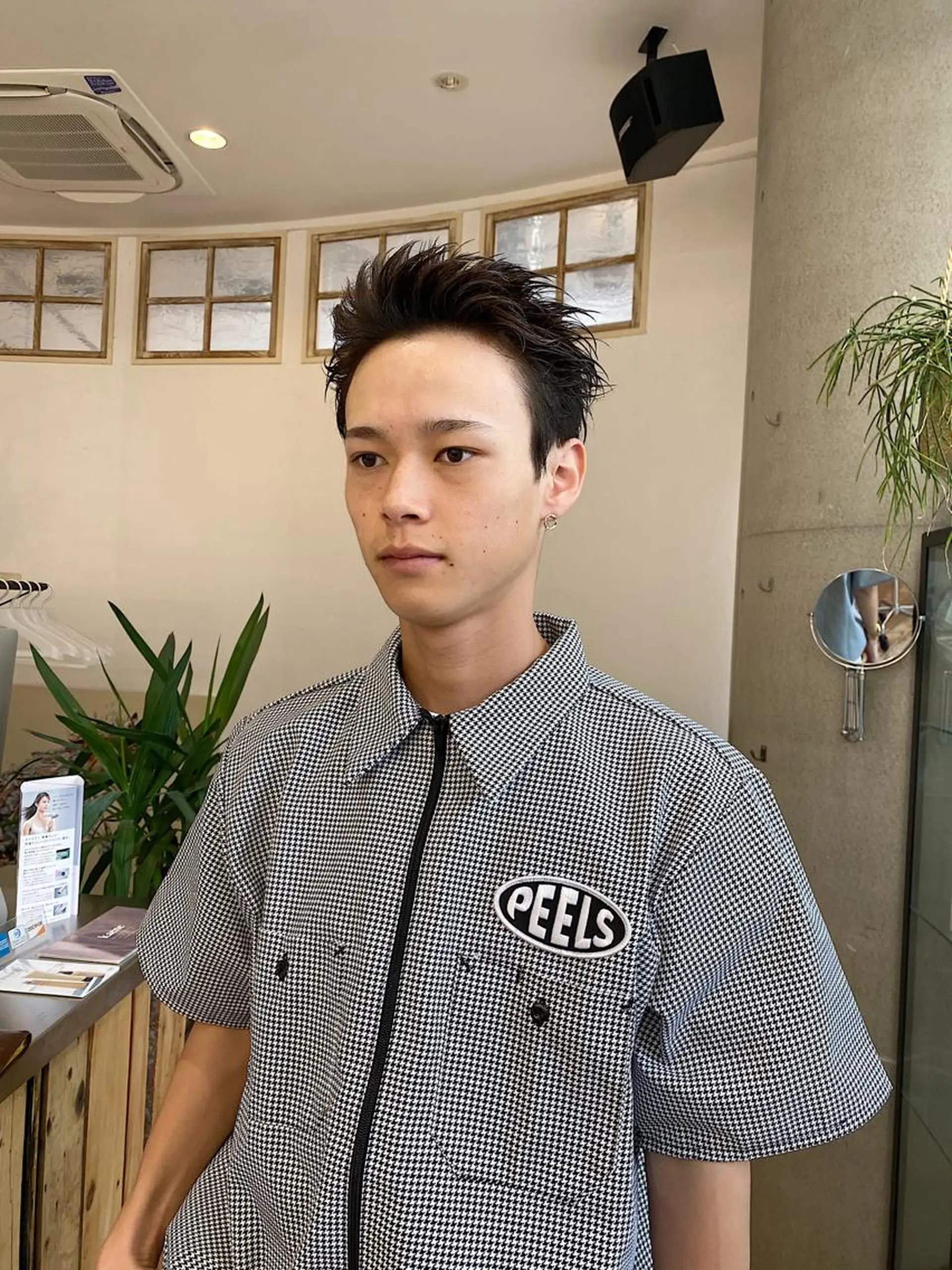 ショート メンズ TRUCKIN UP THE PATH所属・さとう けんたのヘアスタイル