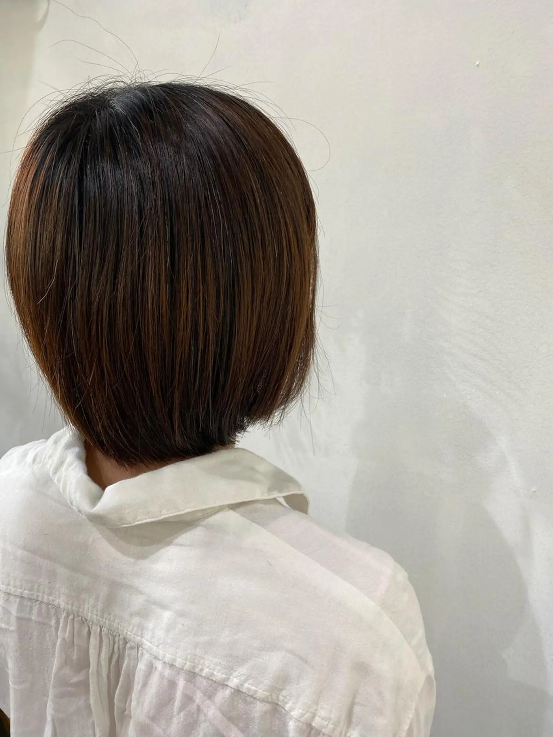 ショート 前下がりボブ ボブ 大島 瑞穂　ビズヘアーのマツエク・マツパデザイン