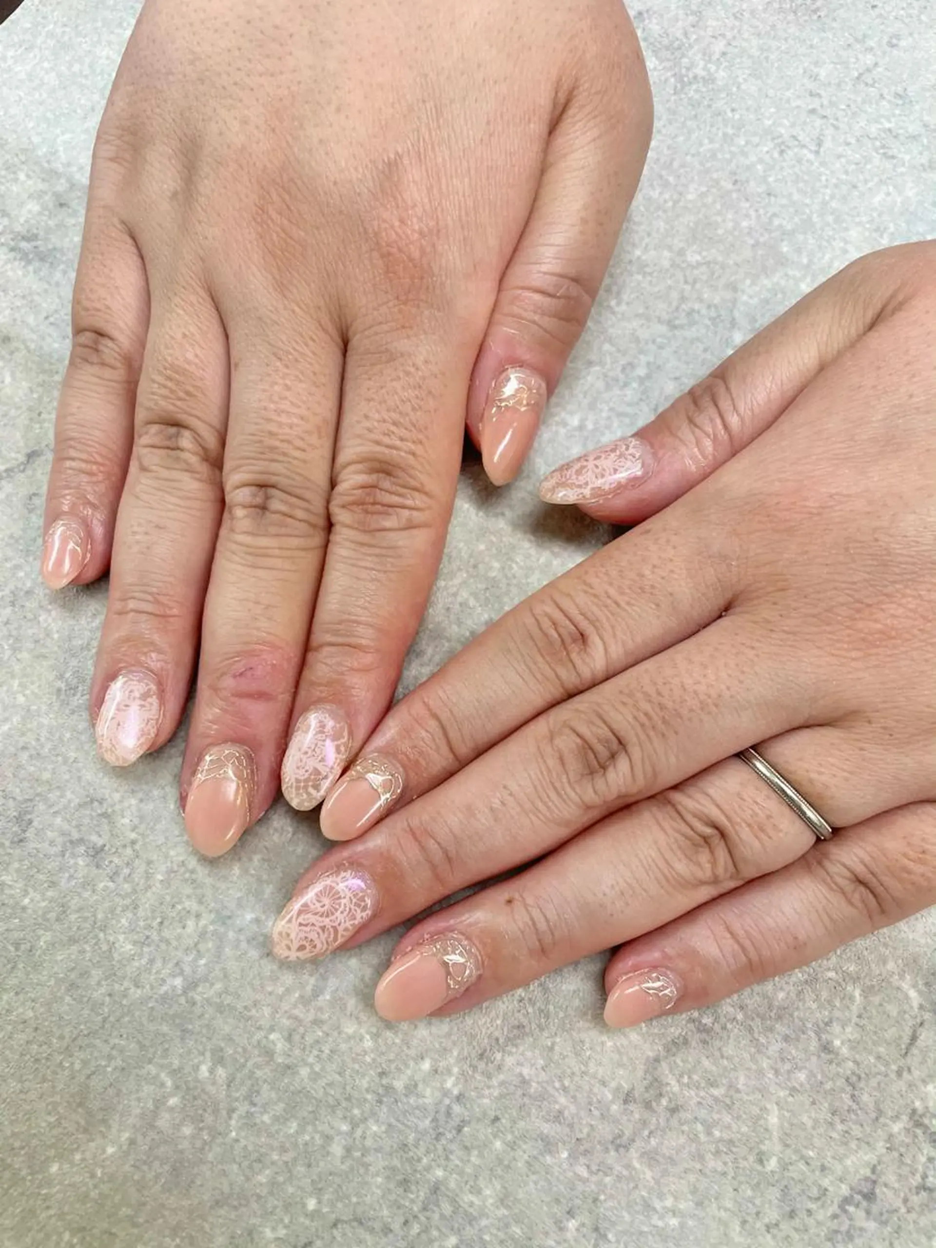 ネイル アートネイル イースター フレンチネイル ジェルネイル ガラスフレンチ ハンドネイル ハンドケア .N YUKIのネイルデザイン