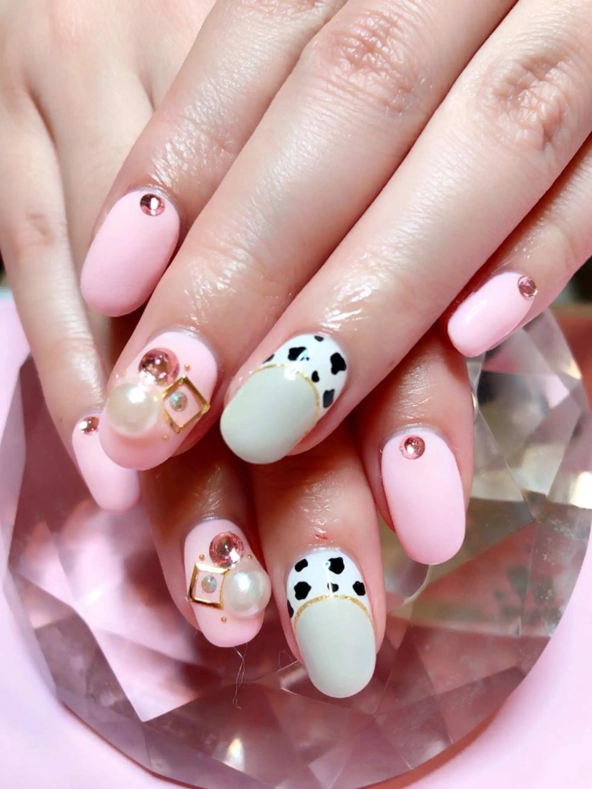 ネイル アートネイル シンプルネイル ストーンネイル ネイル/耳つぼ /新ホワイトニングのネイルデザイン