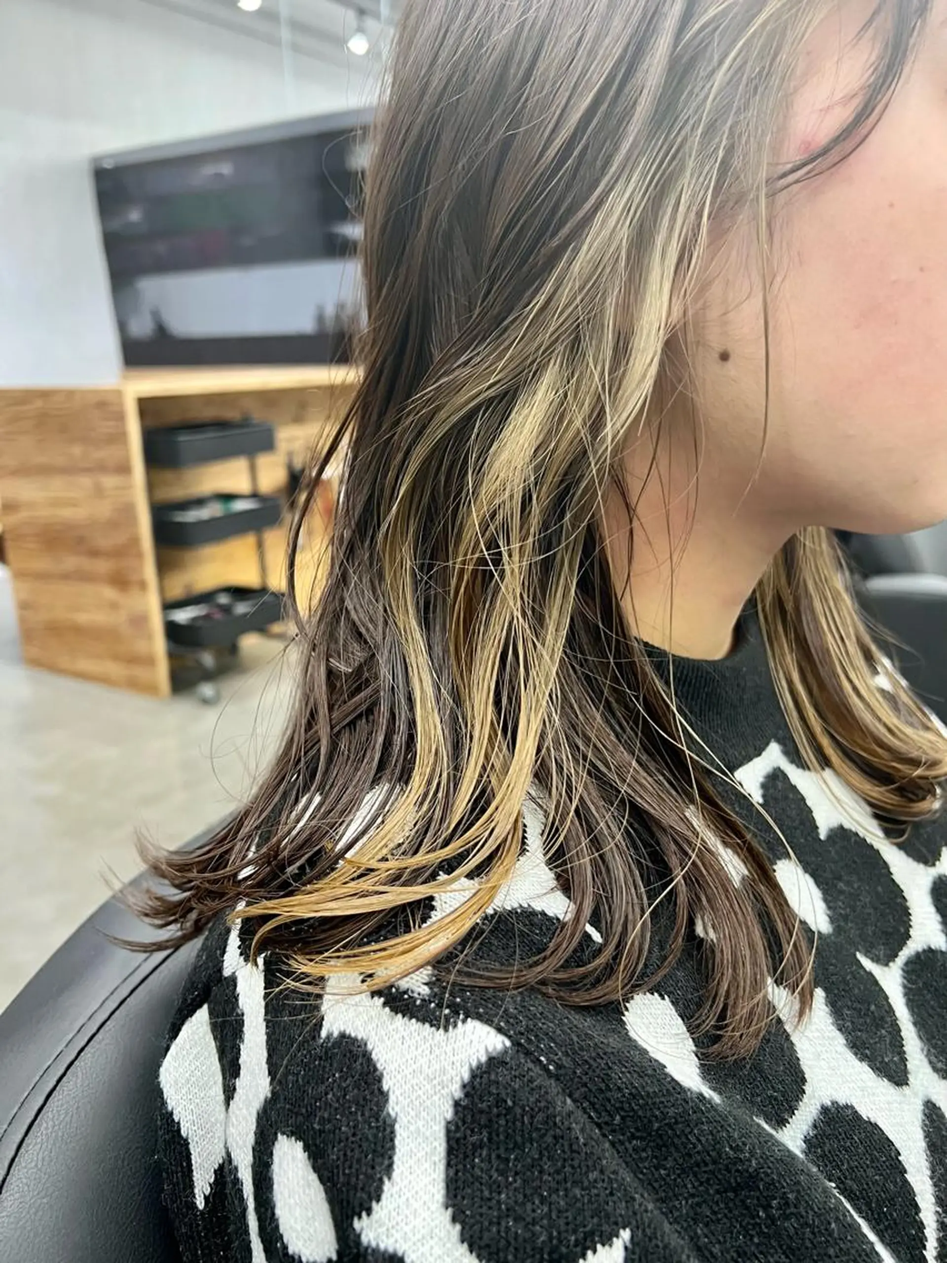 セミロング 亀田 泰生のヘアスタイル