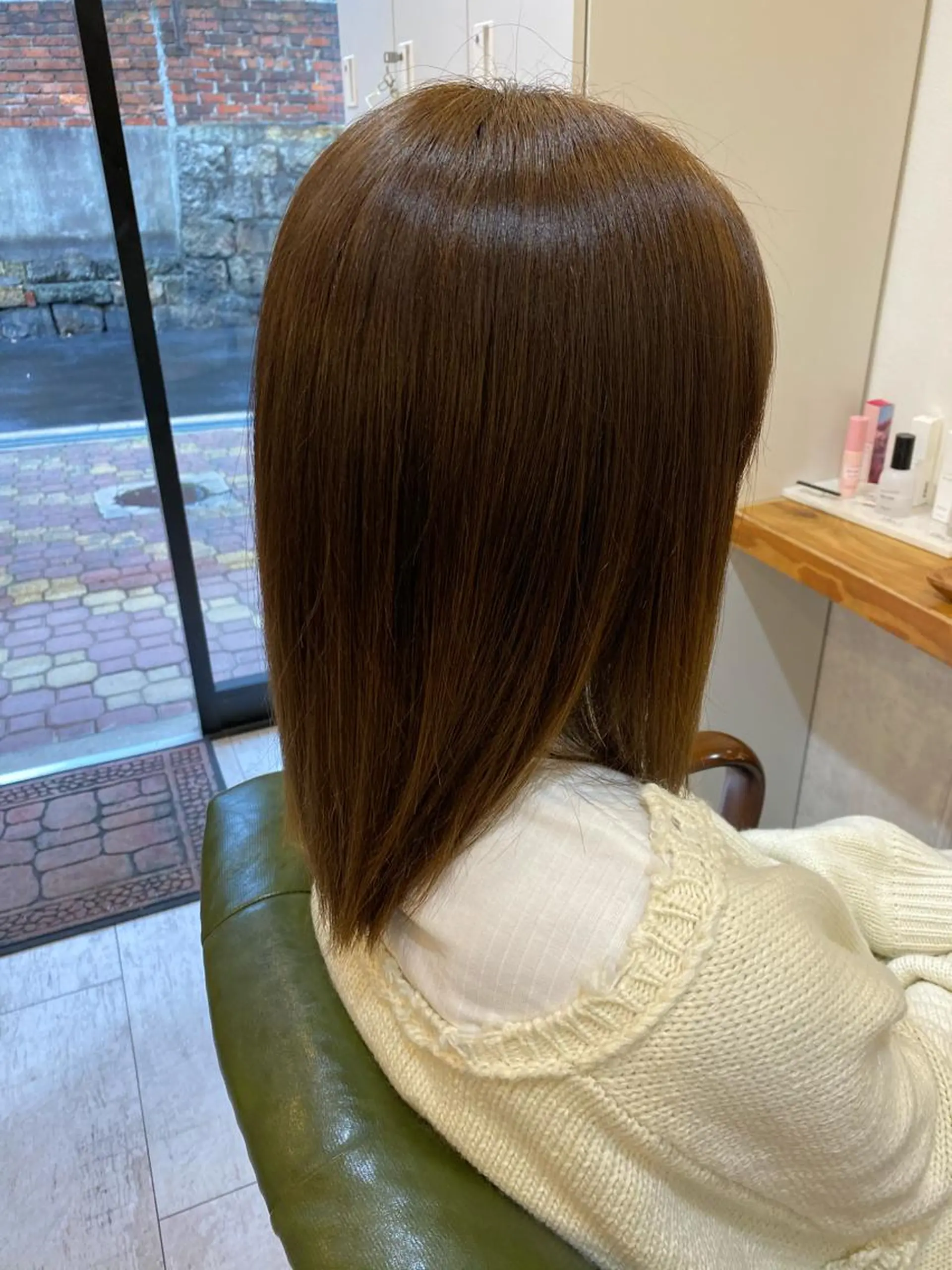 ミディアム カット トリートメント エイト ウメダのヘアスタイル