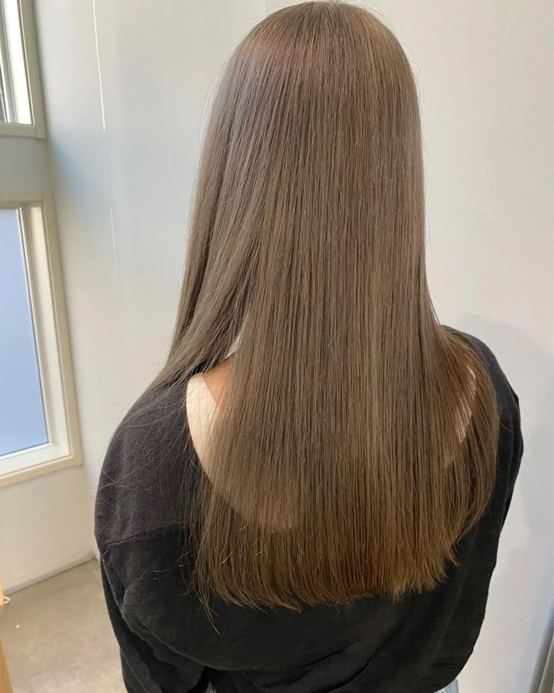 ロング カラー ヘアアレンジ ハイトーンカラー Nancy所属・束感まつげ❤︎ あみのマツエク・マツパデザイン