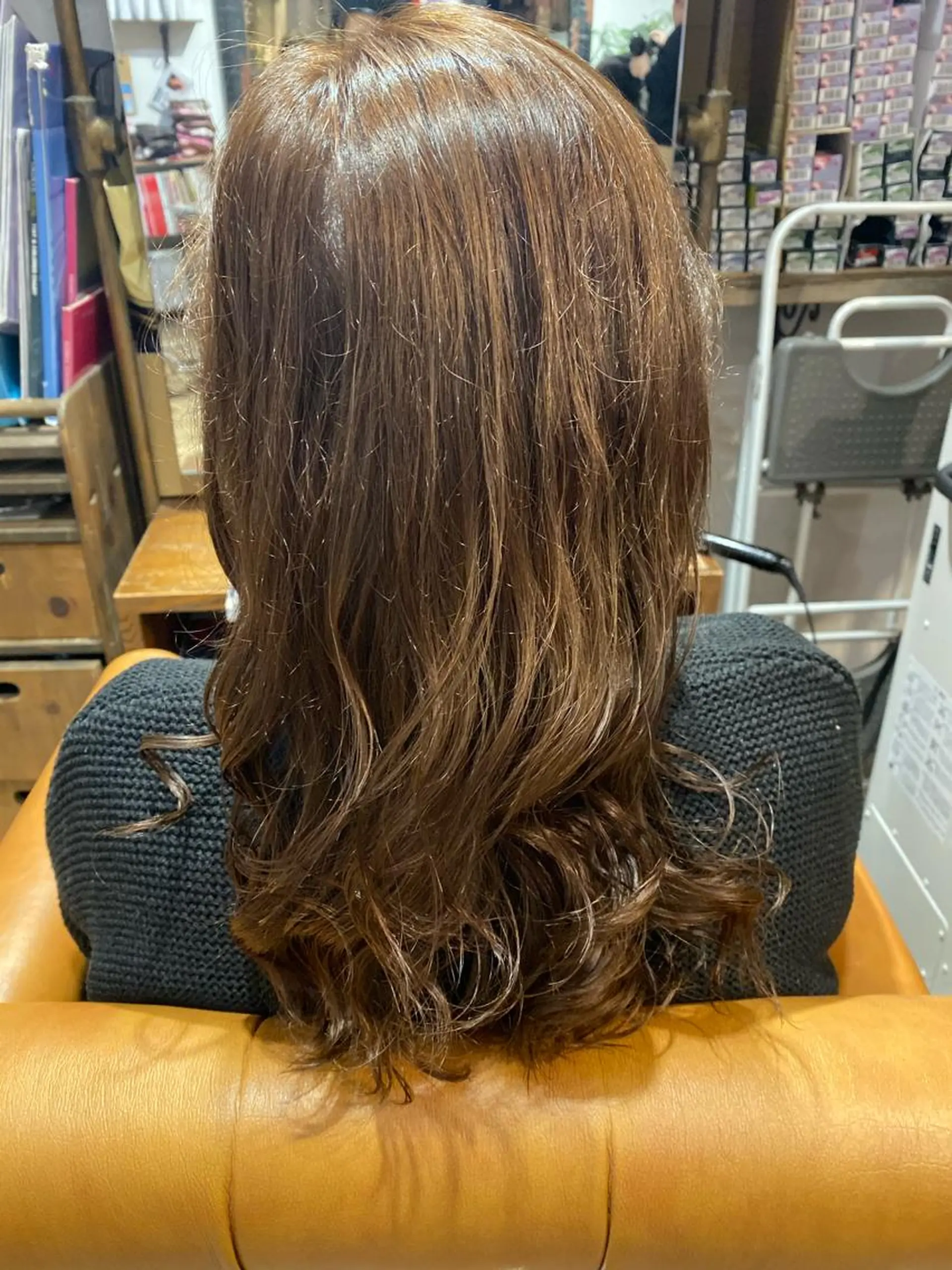 ロング カラー La  SHE's 天王寺店所属・マルヤマ リナのマツエク・マツパデザイン