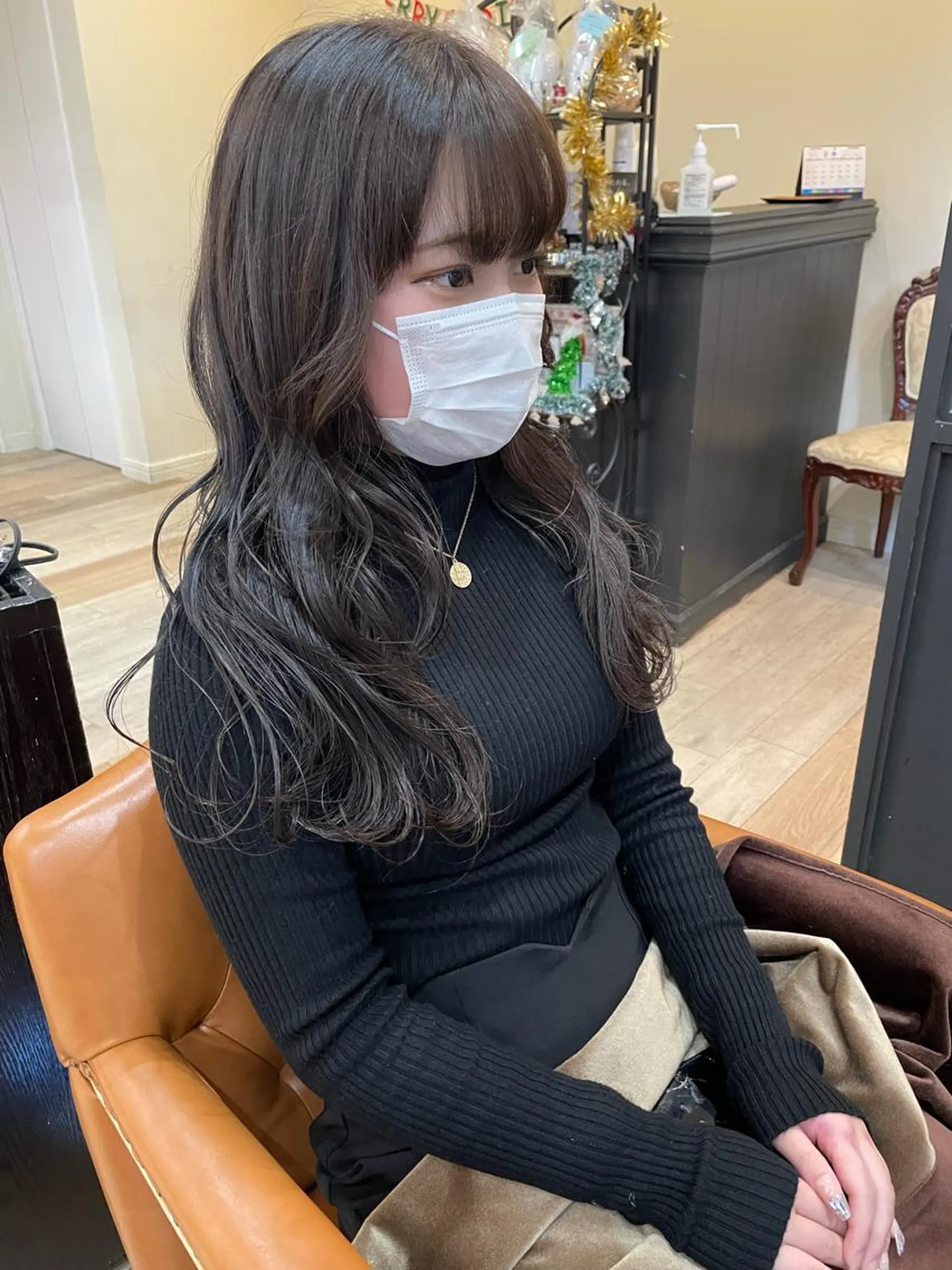 ロング アッシュ アッシュブラウン 亀川蓮 Agu hairのヘアスタイル