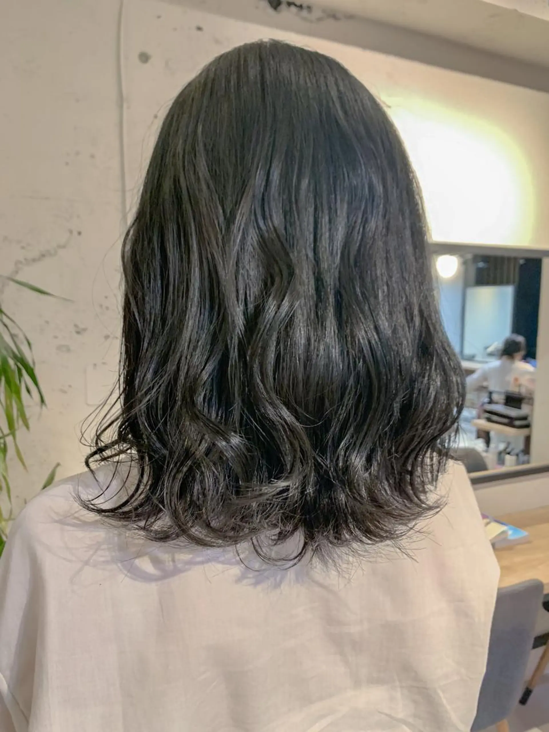 ミディアム カラー ヘアアレンジ カット ヘアカラー トリートメント yuka .のヘアスタイル