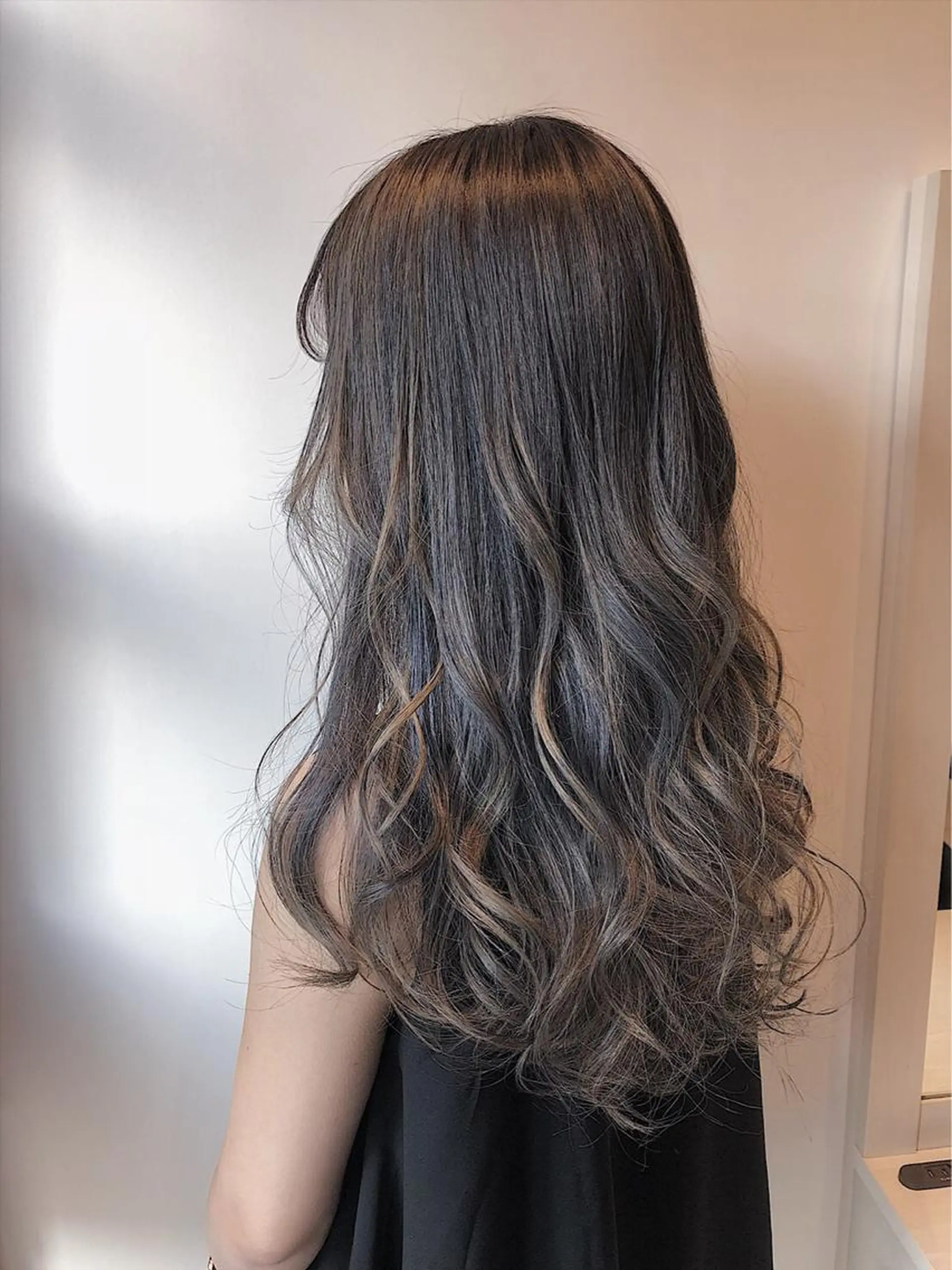 ロング カラー パーマ カット ヘアカラー トリートメント 🤍FUKUMURA 🤍のヘアスタイル