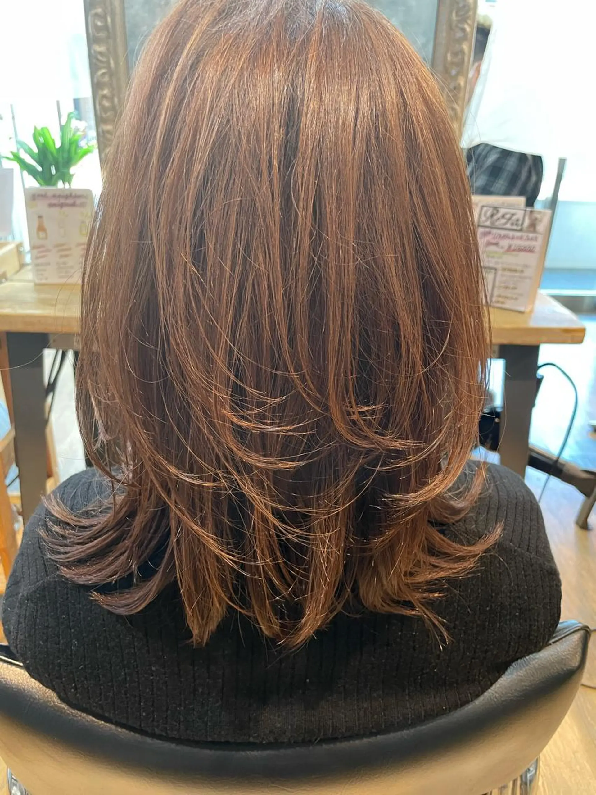 セミロング カラー ベージュカラー レイヤーカット ウルフカット カット ヘアカラー トリートメント ✨シルクストレート✨ 美髪髪質改善Yukiのヘアスタイル