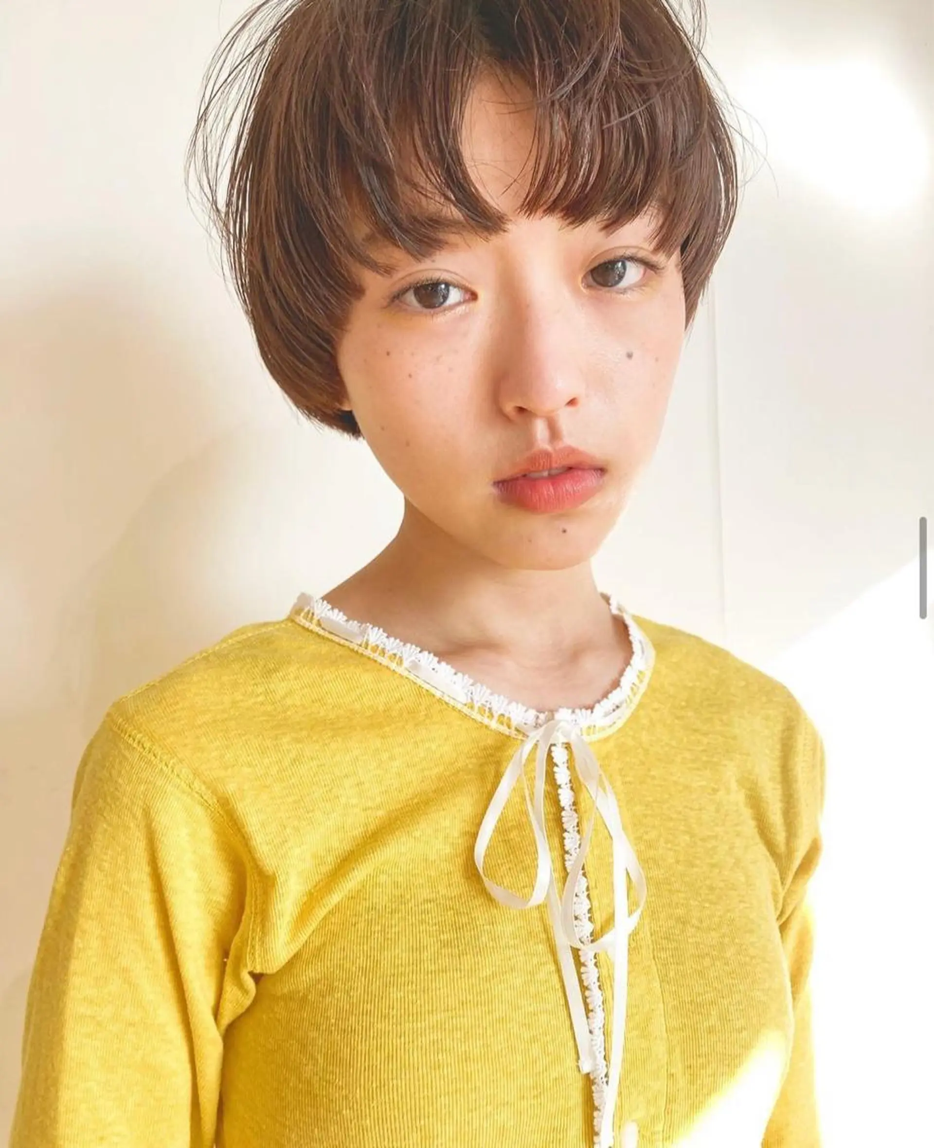 ショート ブリーチカラー🎀 韓国風/寺門美優のヘアスタイル