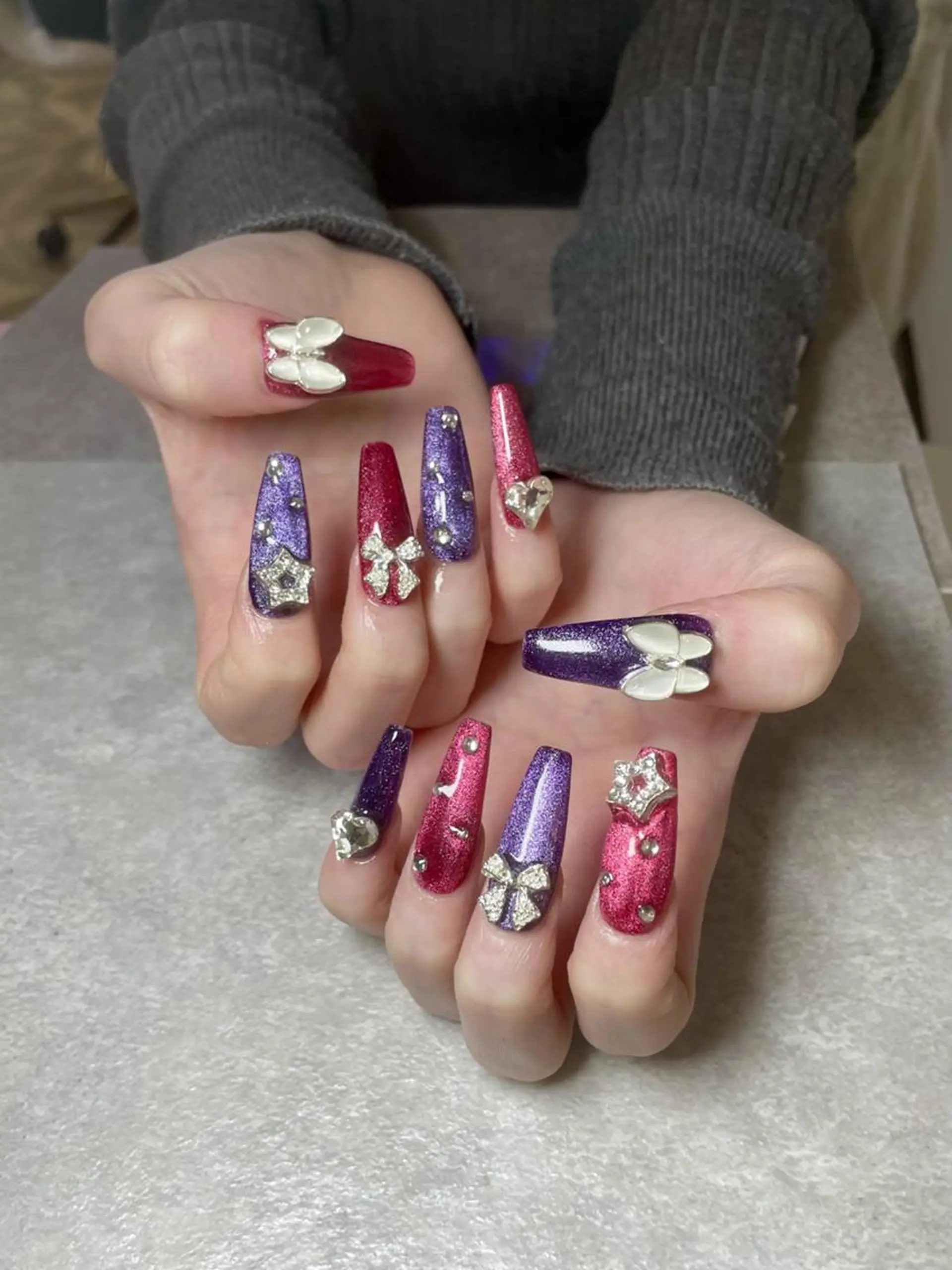 ネイル elu hのネイルデザイン