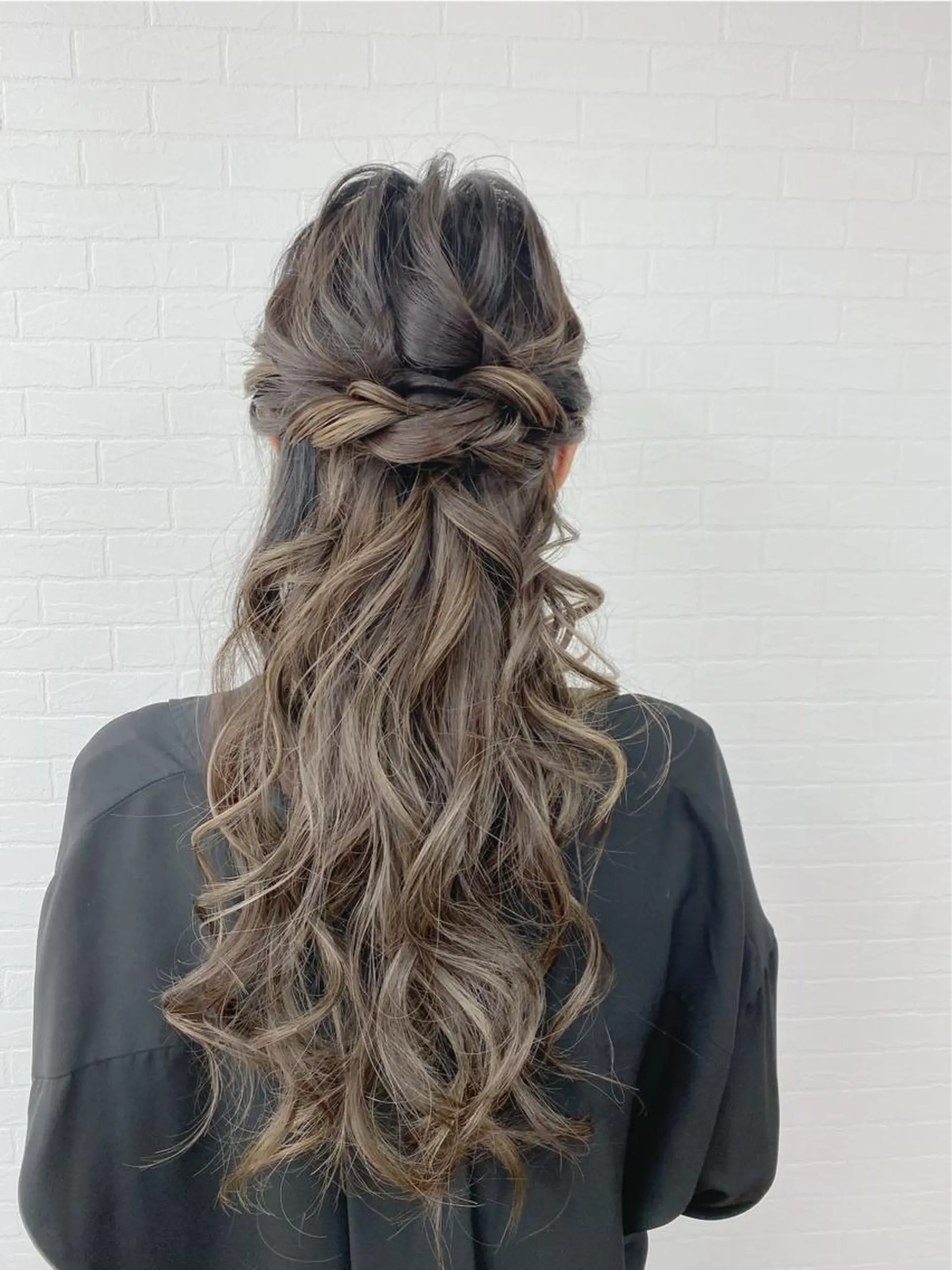 ロング ヘアアレンジ ハーフアップ ロング ヘアセット GRANLUSSO 〜グランルッソ駅前店所属・木口 嘉美のヘアスタイル