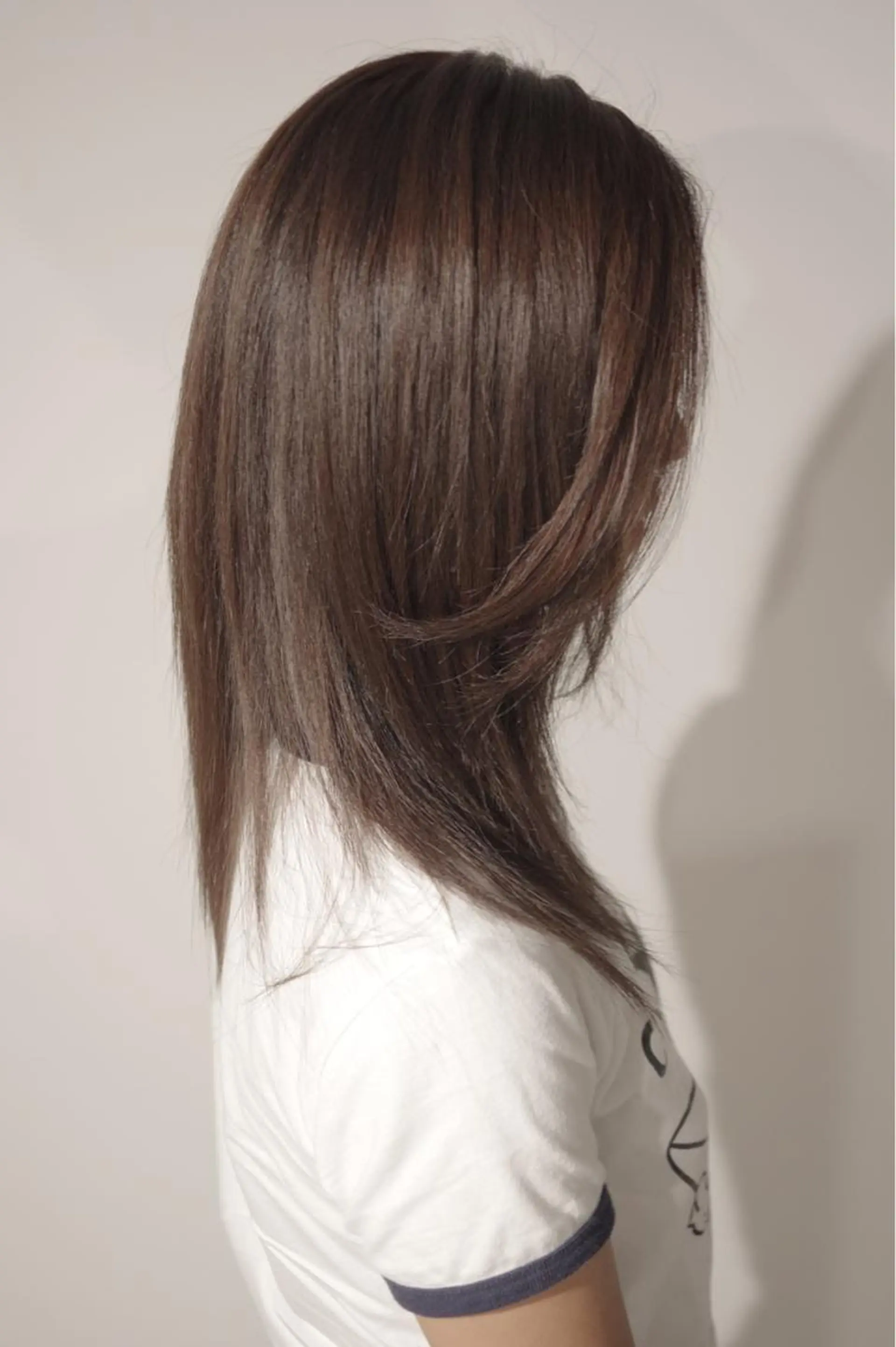 セミロング カラー 🌈ディレクター🌈 徳松優希のヘアスタイル