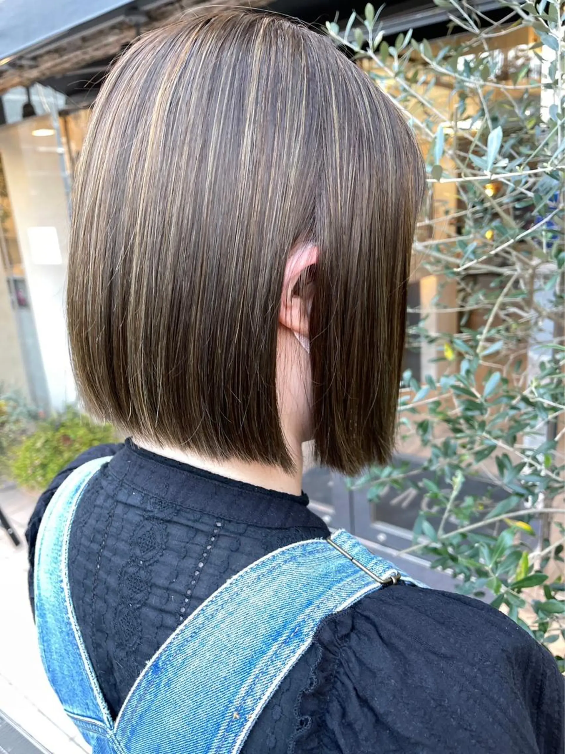 ショート カラー ハイライトカラー ボブ ハイライト sato ayaka ｜透明感カラー🫧のヘアスタイル