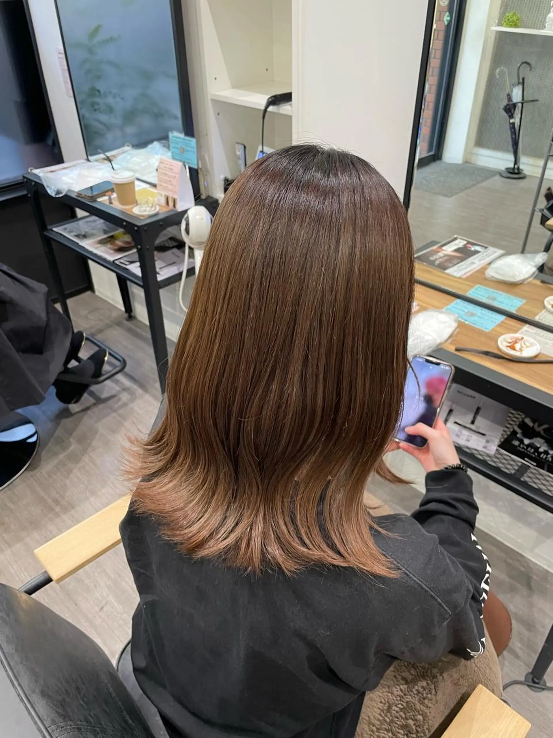 セミロング 片平 帆香のヘアスタイル