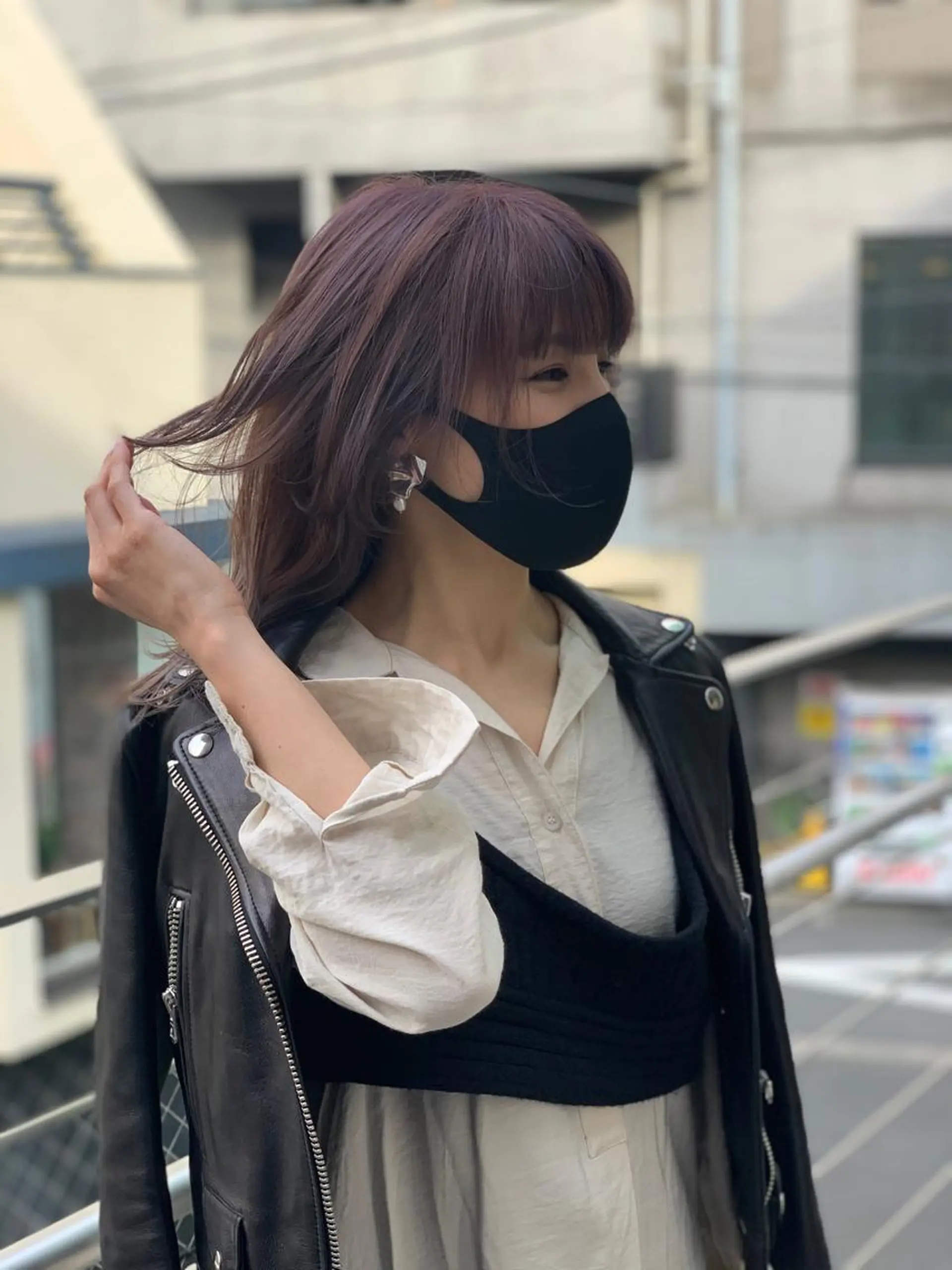 セミロング カラー グレージュ ハイライトカラー ハイライト 姫カット BRAIDS💎愛子 大人ハイライト💎のヘアスタイル