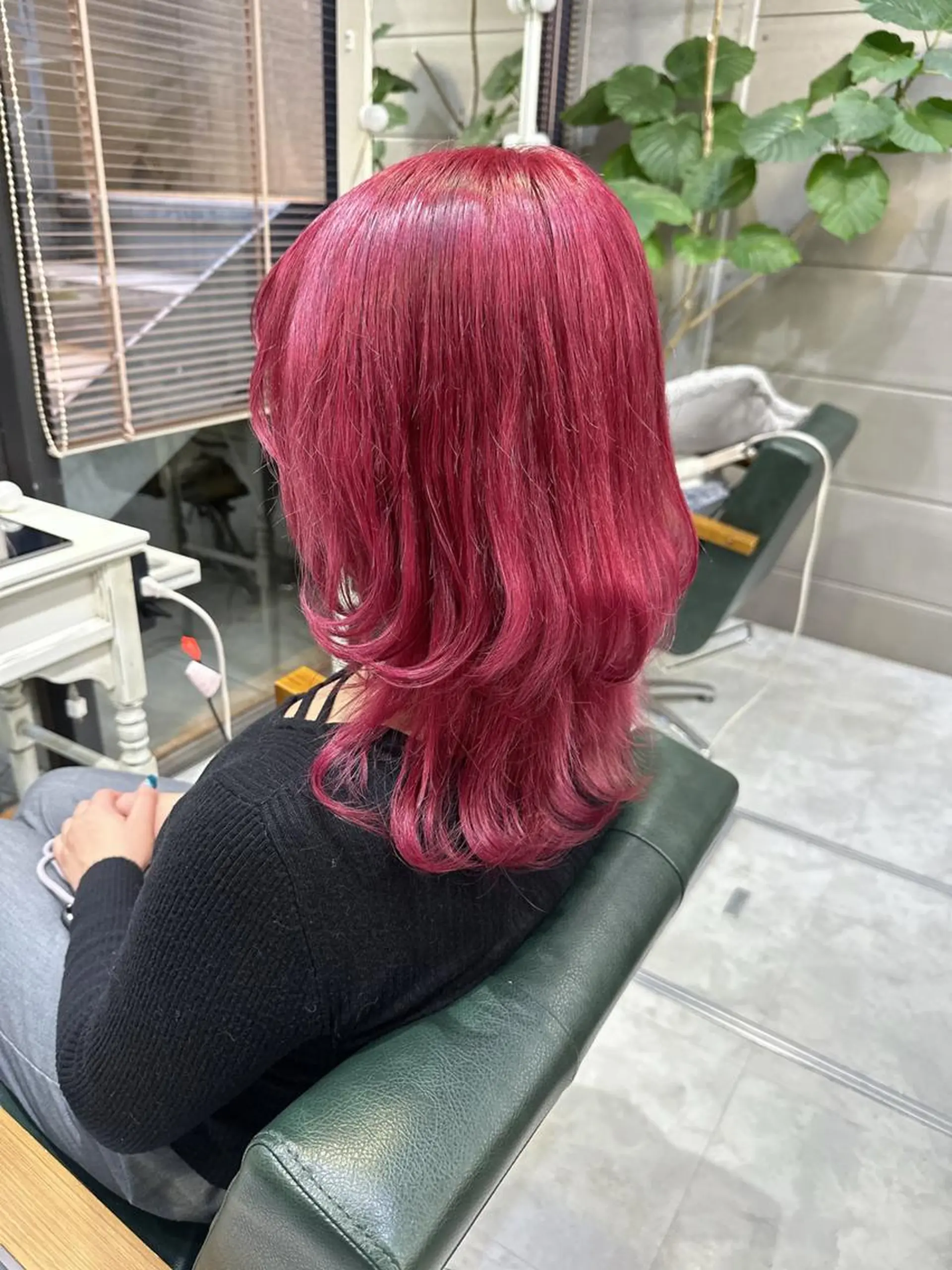 カラー ミディアム ヘアアレンジ レッドカラー モテ髪透明感❤️ デイズヘアカラーのヘアスタイル