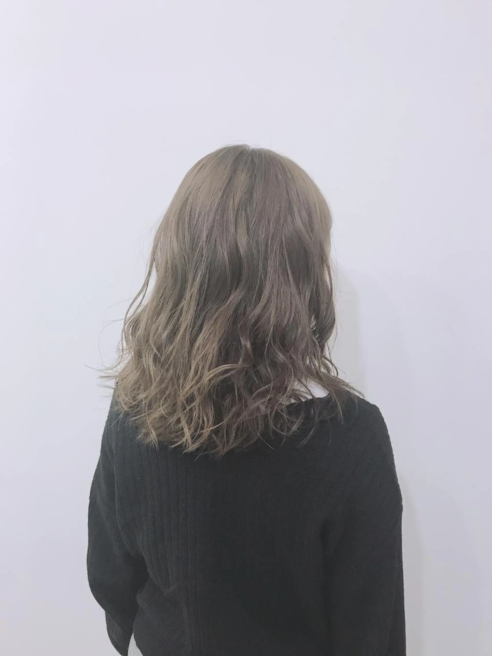 セミロング カラー ヘアアレンジ ブリーチ ブリーチなしカラー 相武台ショート特化 💐川崎希💐のヘアスタイル