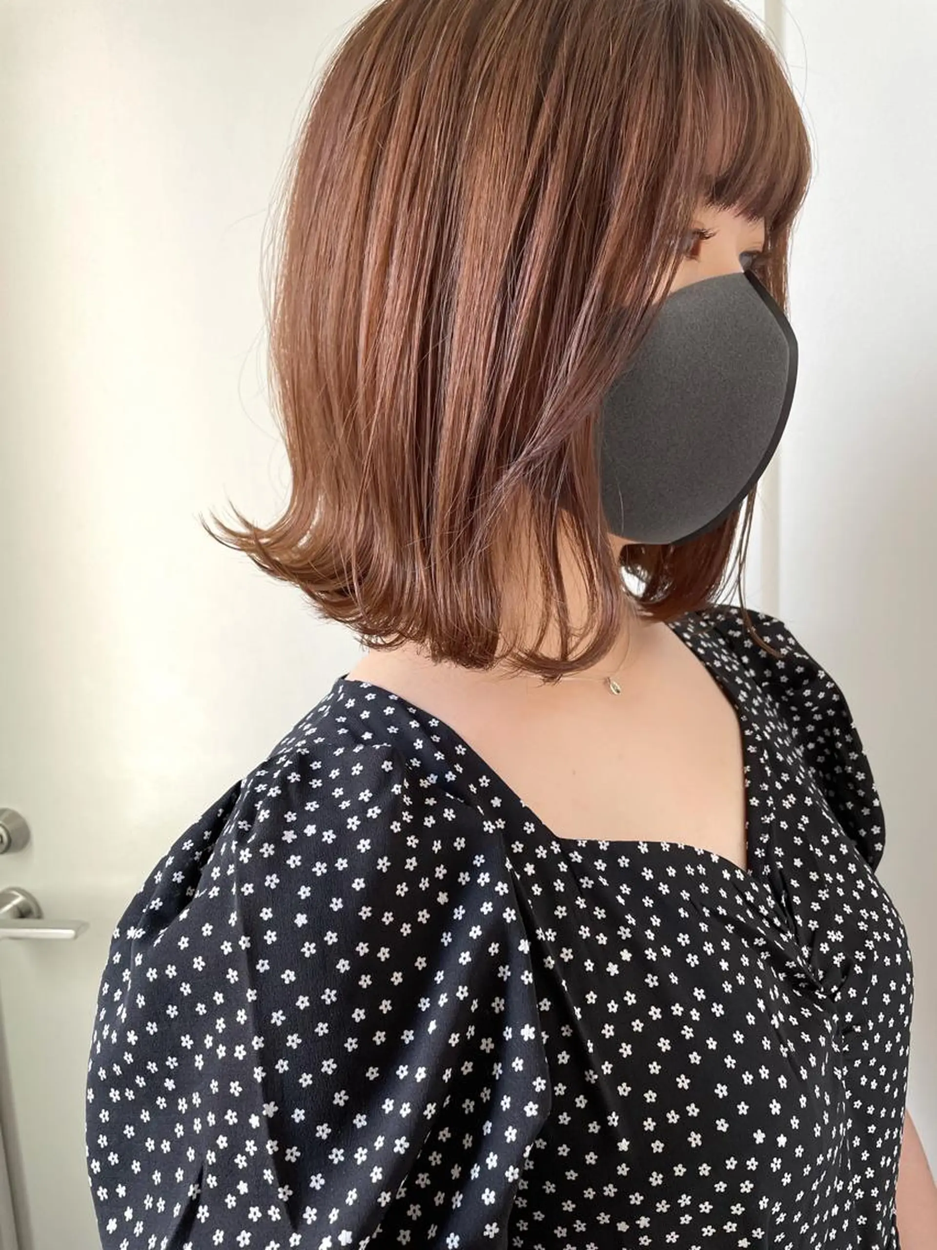 ミディアム カラー アッシュ ベージュカラー ハイライトカラー ハイトーンカラー イルミナカラー カット ヘアカラー トリートメント 江上拓郎/ショート /酸性ストレートのヘアスタイル