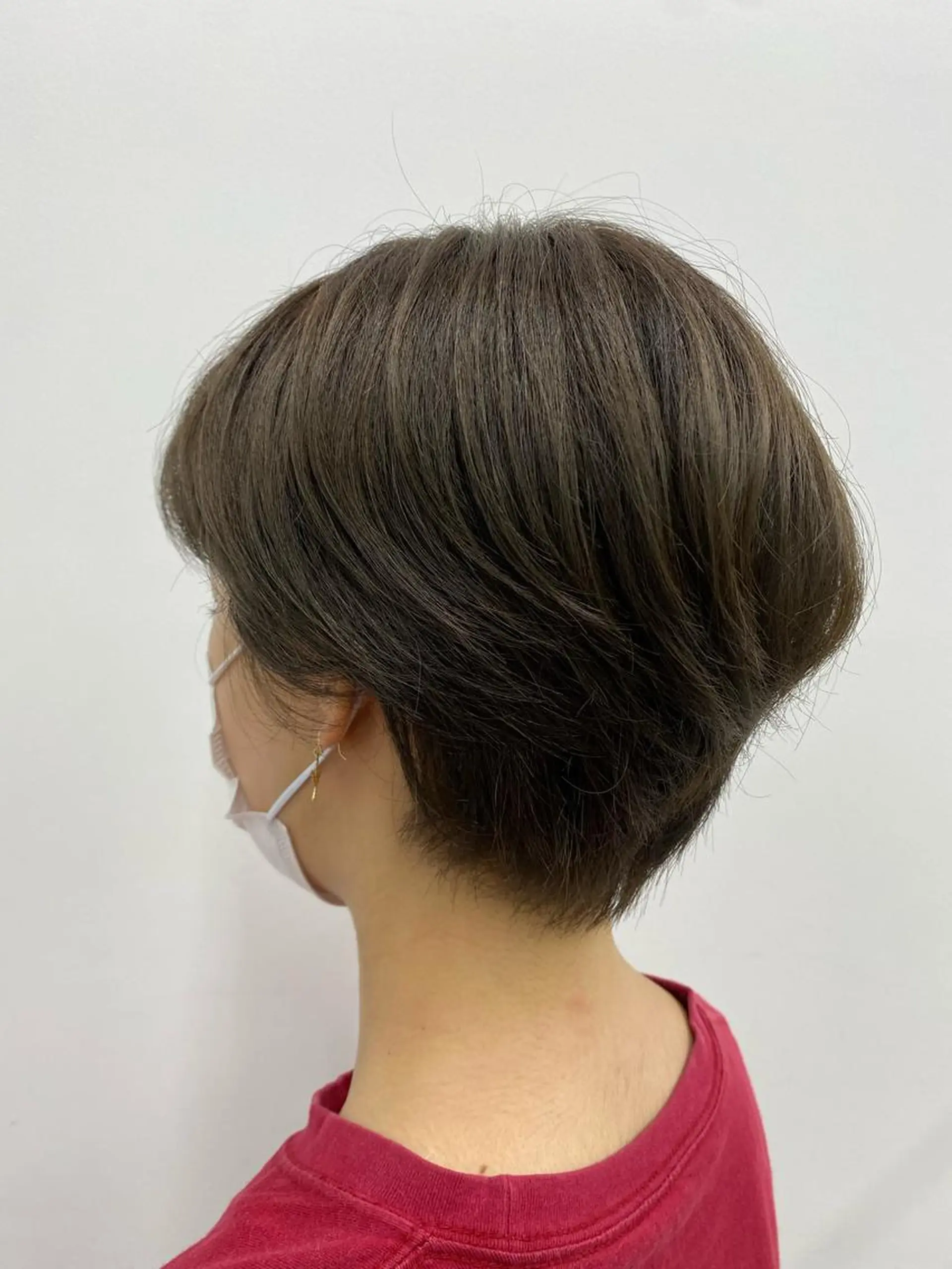 ショート カラー ハイレイヤー/顔周り /レイヤーカットのヘアスタイル