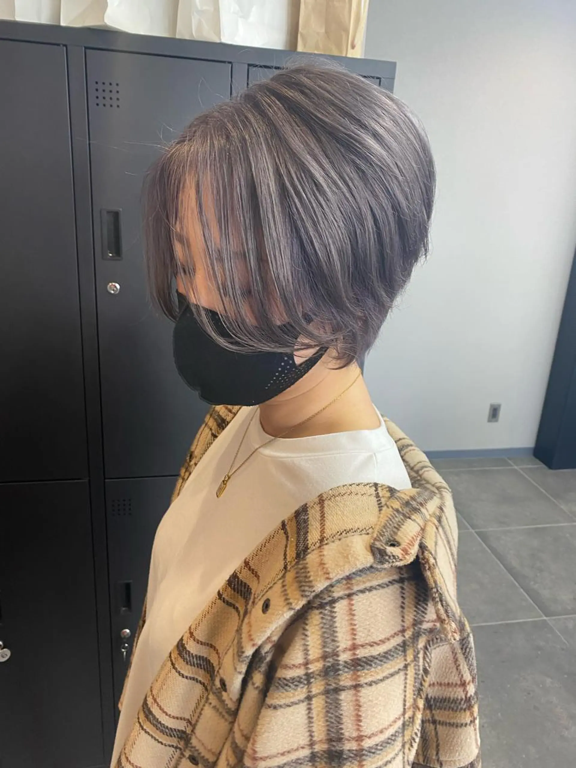 ショート maco 艶感ハイトーン🦋のヘアスタイル