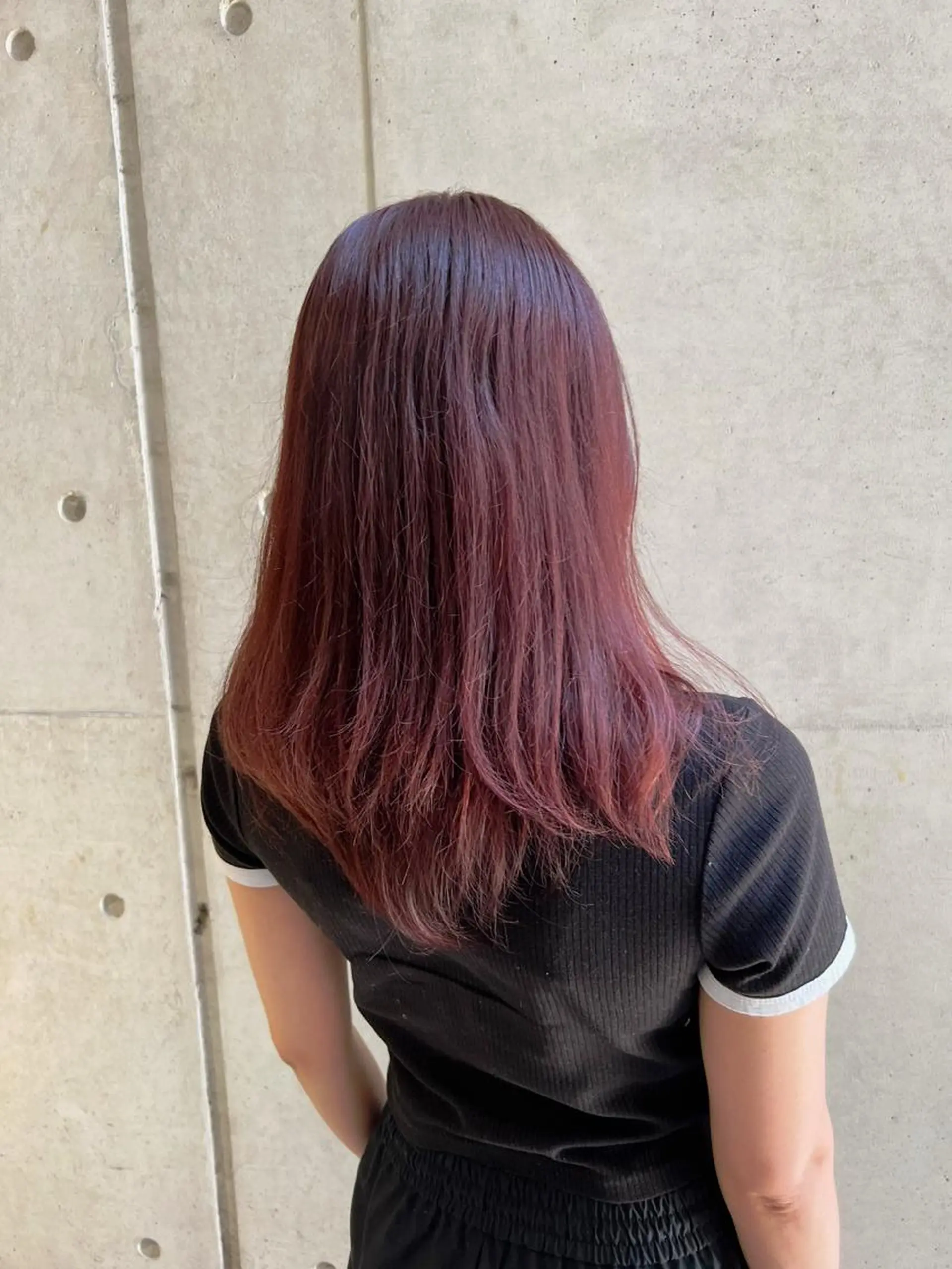 セミロング カラー 與座 小遥のヘアスタイル