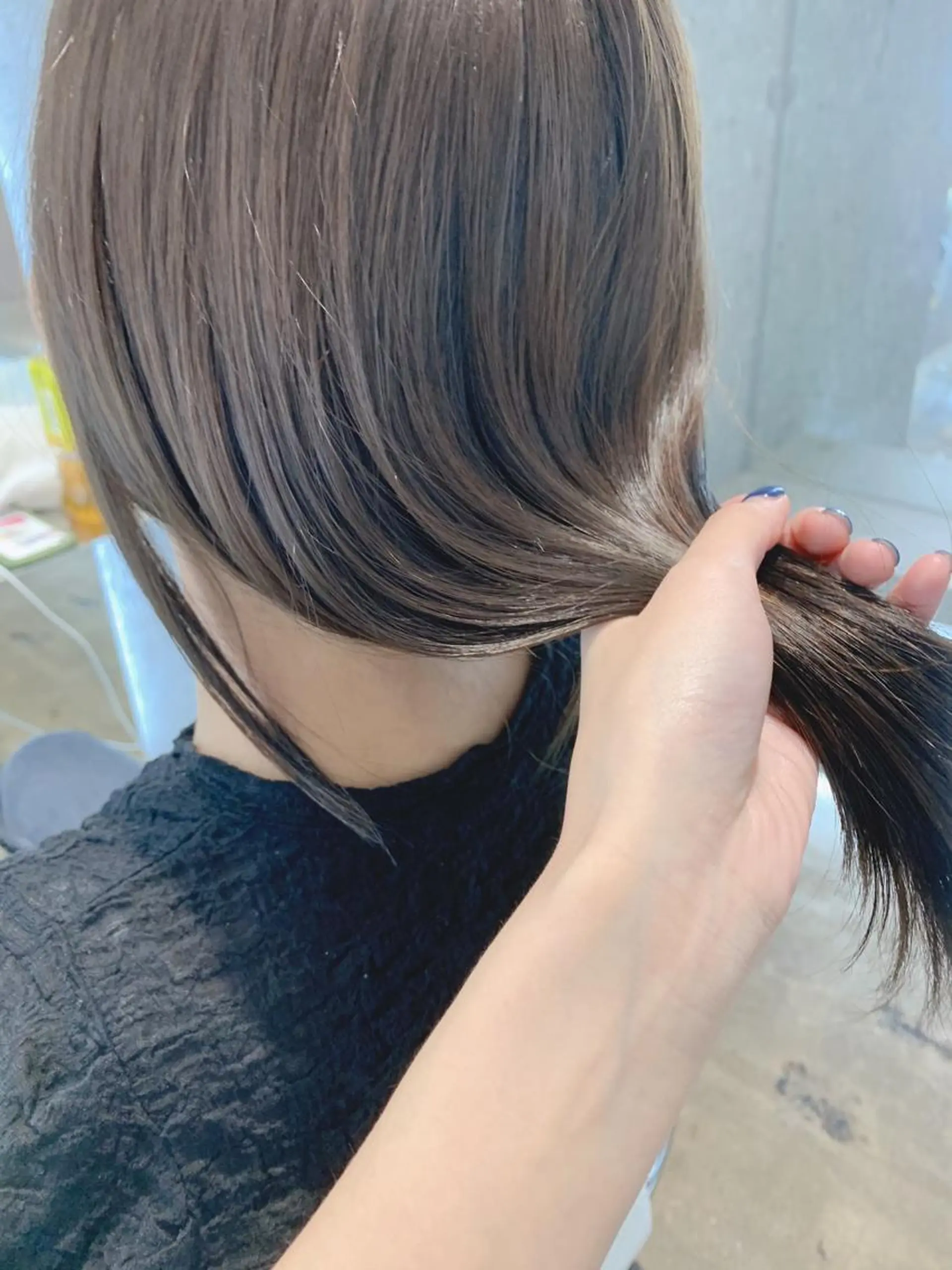 ミディアム カラー ブラウンカラー 透明感カラー グレージュ カット ヘアカラー トリートメント PHIDGE所属・山下 千明のヘアスタイル