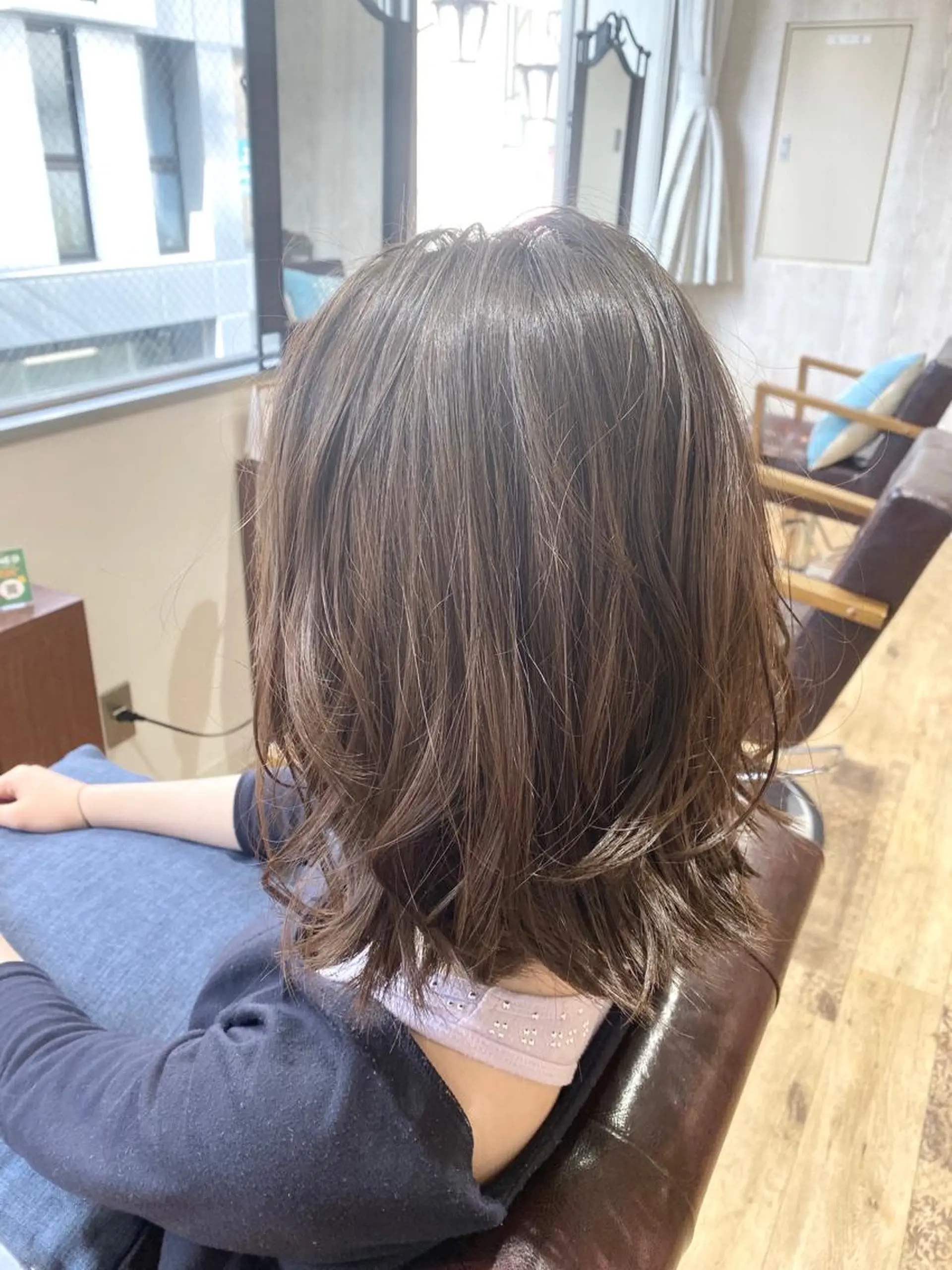 ミディアム カラー イルミナカラー ボブ カット ヘアカラー トリートメント Kazu .Kのヘアスタイル