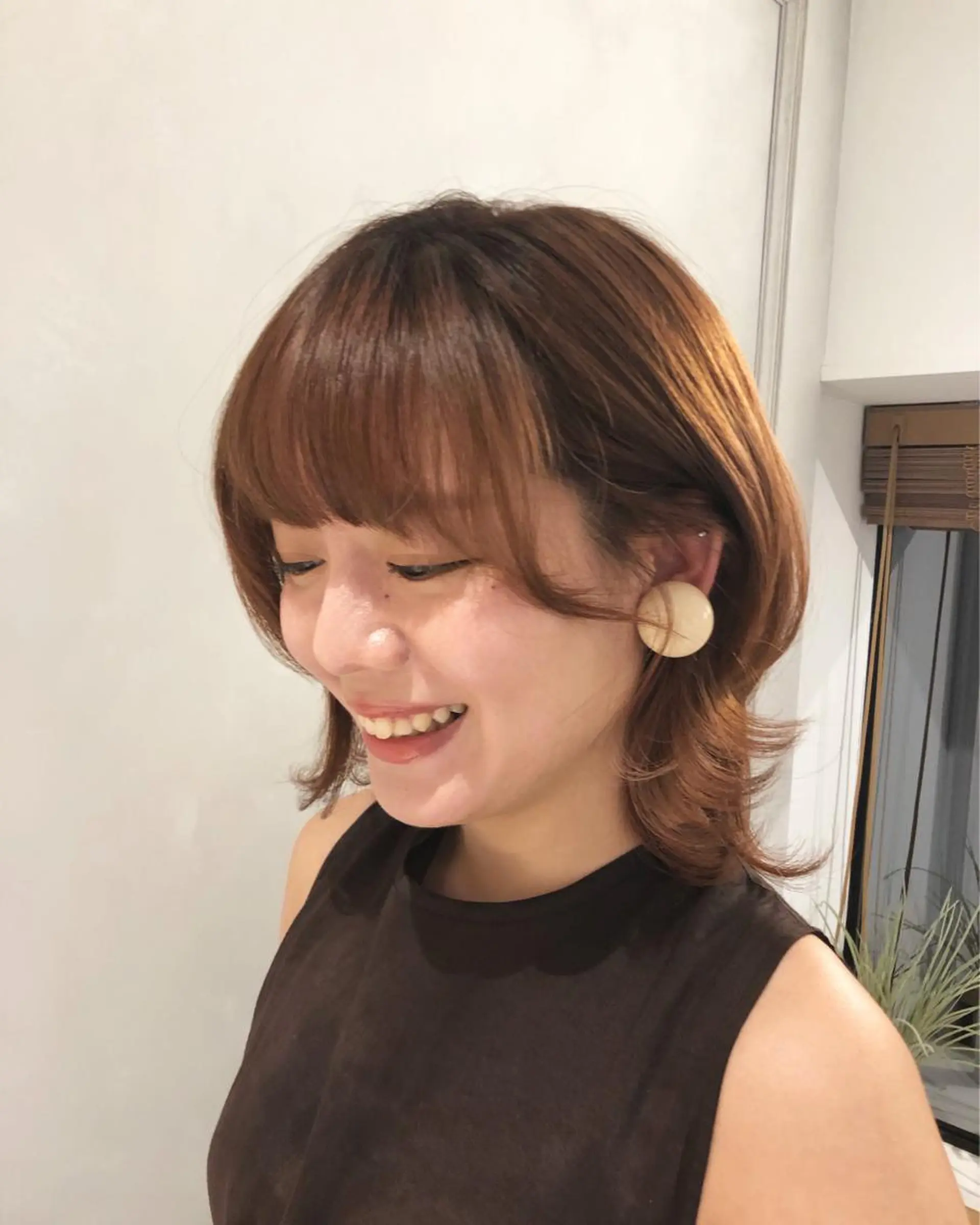 ミディアム ボブ/縮毛矯正/ レイヤー/塚田のヘアスタイル