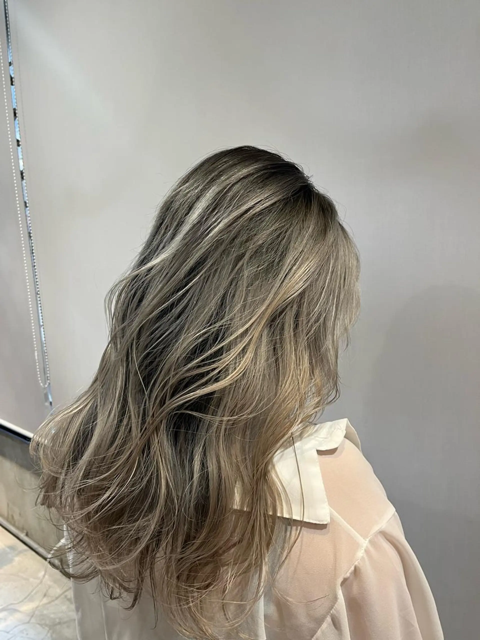 ロング カラー バレイヤージュ レイヤーカット カット ヘアカラー トリートメント DX所属・✨メンズスタイル✨ Daiのヘアスタイル