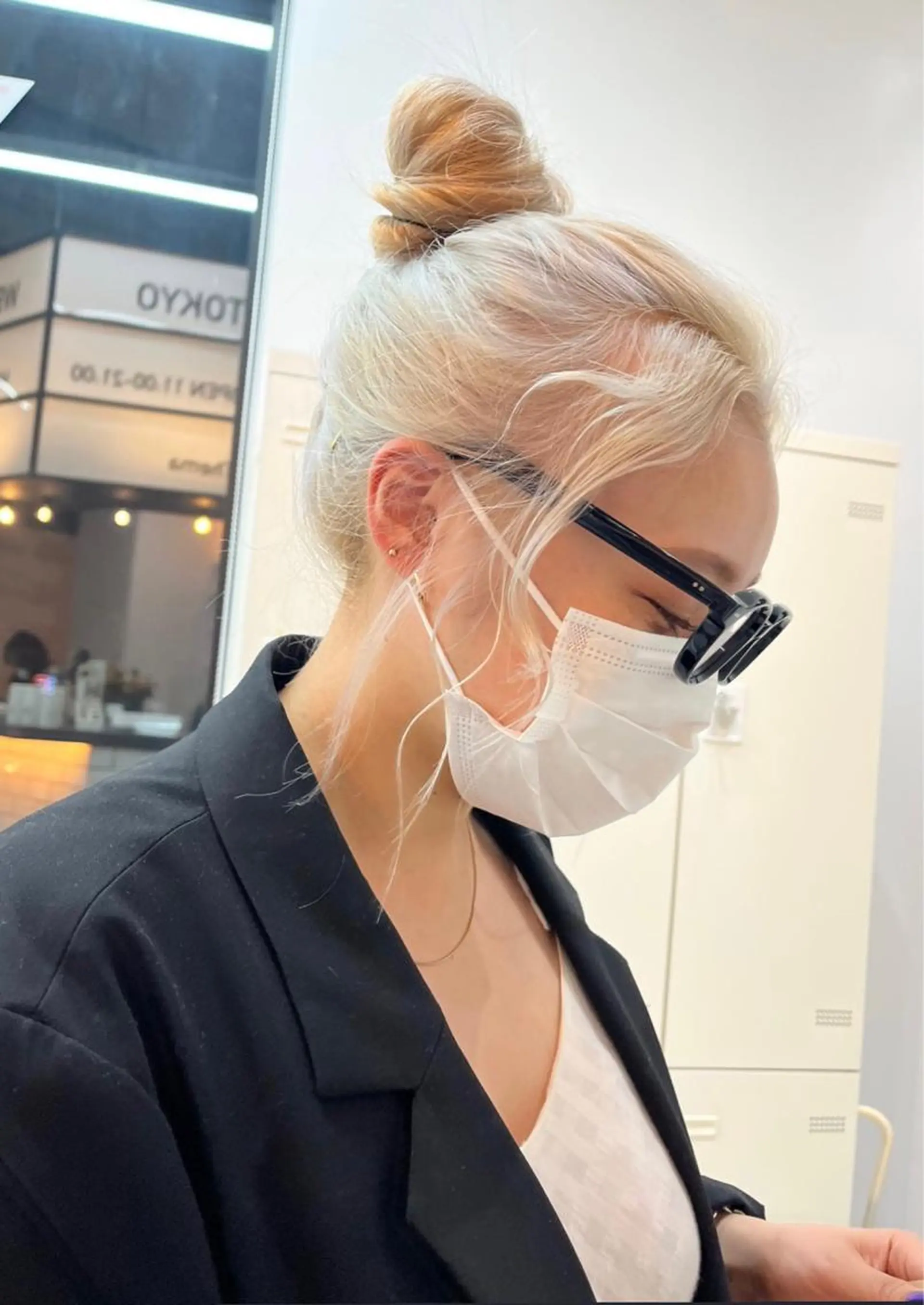 ミディアム カラー タカノ ノゾミのヘアスタイル