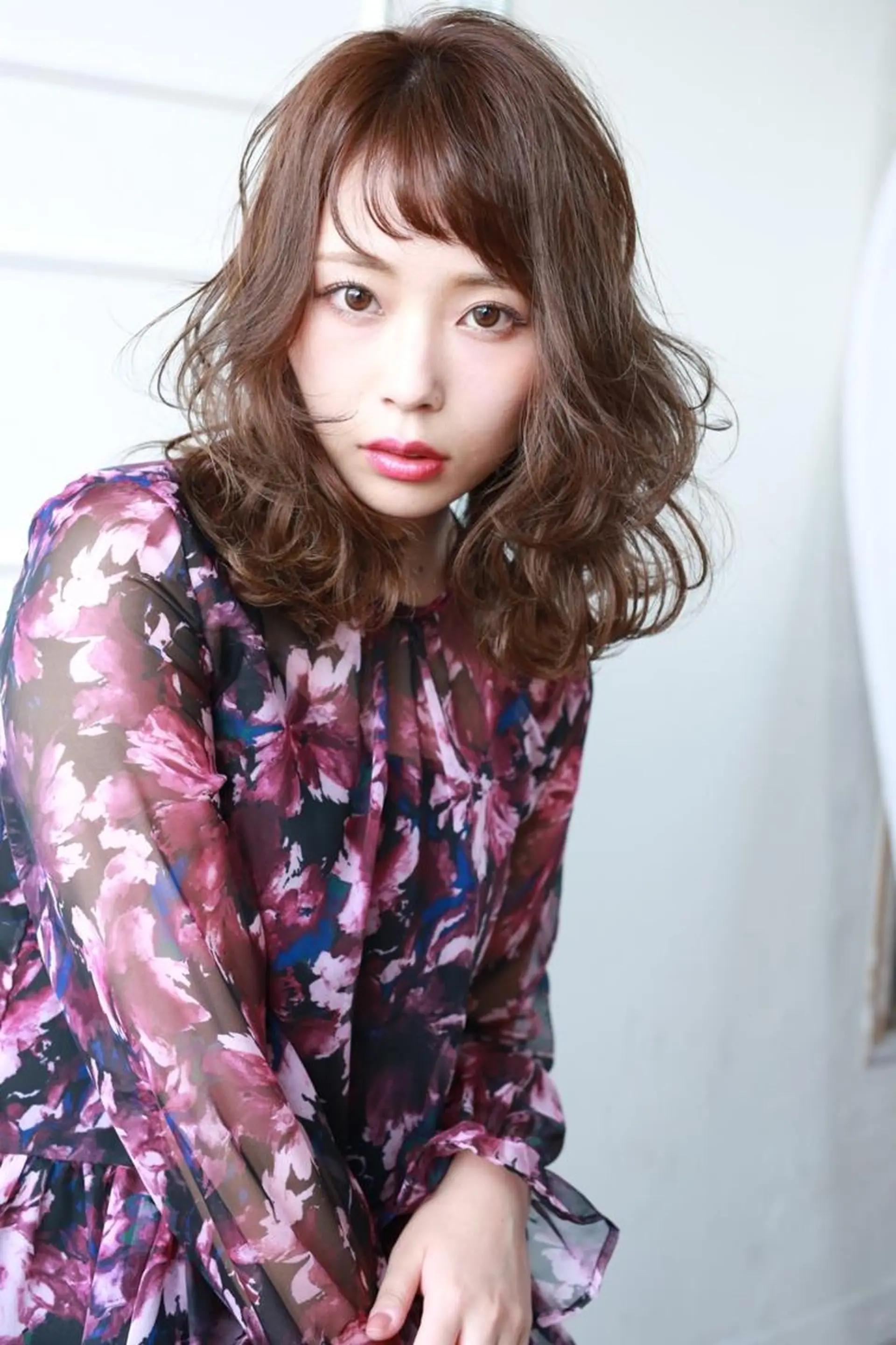 ミディアム due hair 京都駅前店 MILBON オージュア認定サロン【デューヘアー】所属・ハイトーンブリーチ 土坂　由志【京都】のヘアスタイル