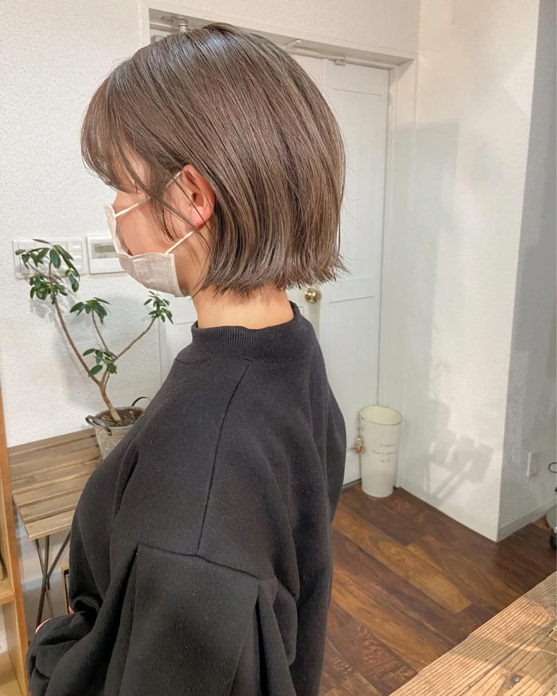 ミディアム カラー 似合わせカット カット ヘアカラー トリートメント 岡本康平/ボブ /ブリーチ/レイヤーのヘアスタイル