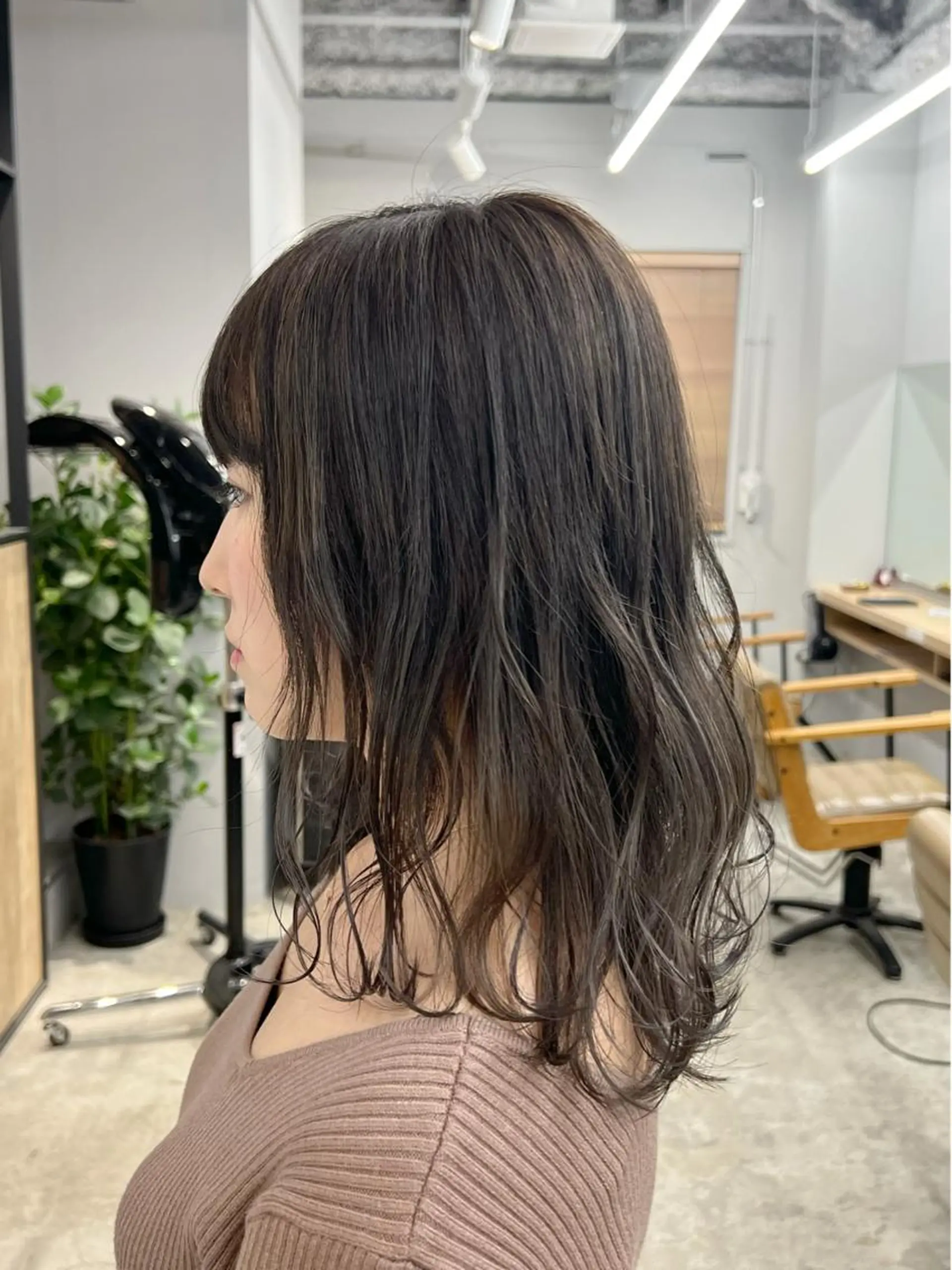 ミディアム カラー シルバー 代表　YUKI ☆のヘアスタイル