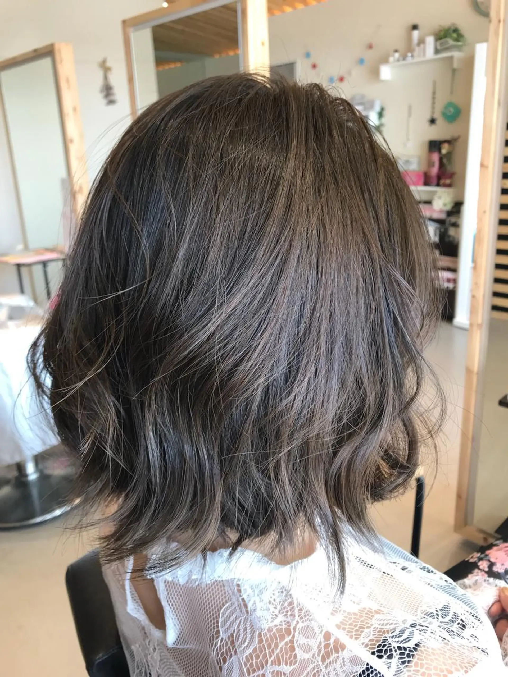 セミロング カラー 関口 友行のヘアスタイル