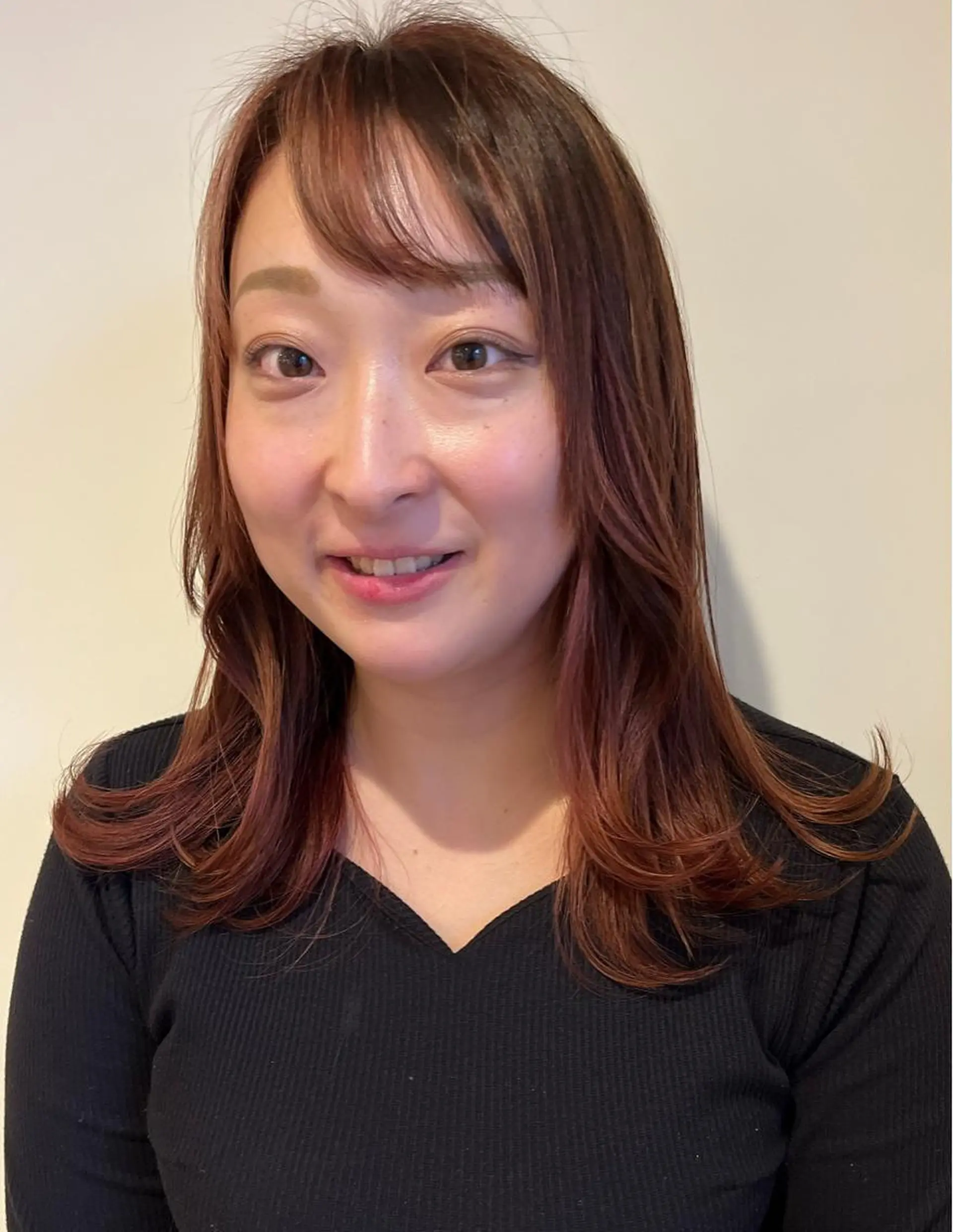 セミロング カラー ヘアアレンジ バレイヤージュ ピンクカラー レイヤーカット カット ヘアカラー 永井 亜実のヘアスタイル