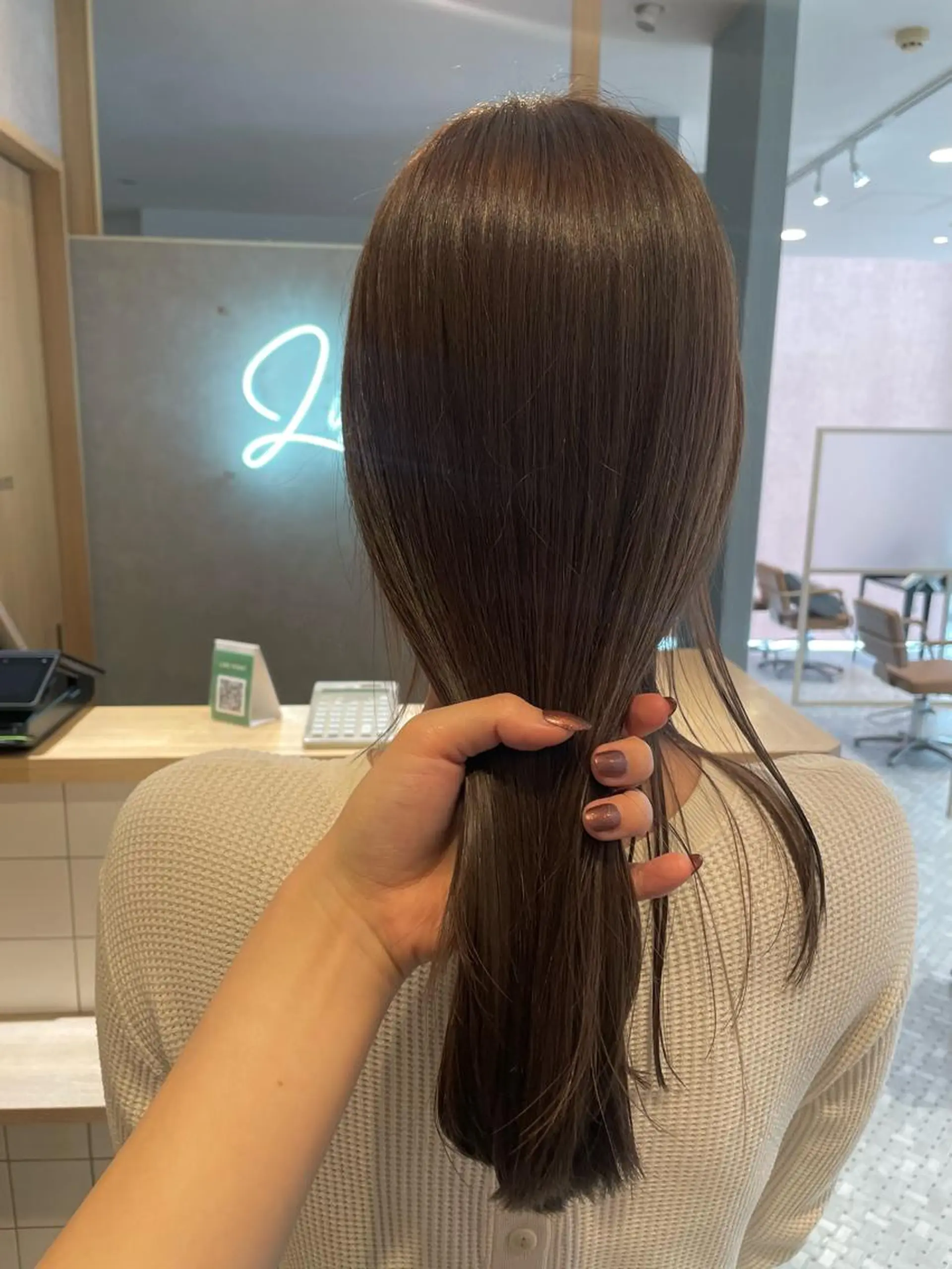 セミロング 女性スタイリスト専門サロン Zina 天神西通り所属・艶髪韓国ヘア MANAMI🎀のヘアスタイル