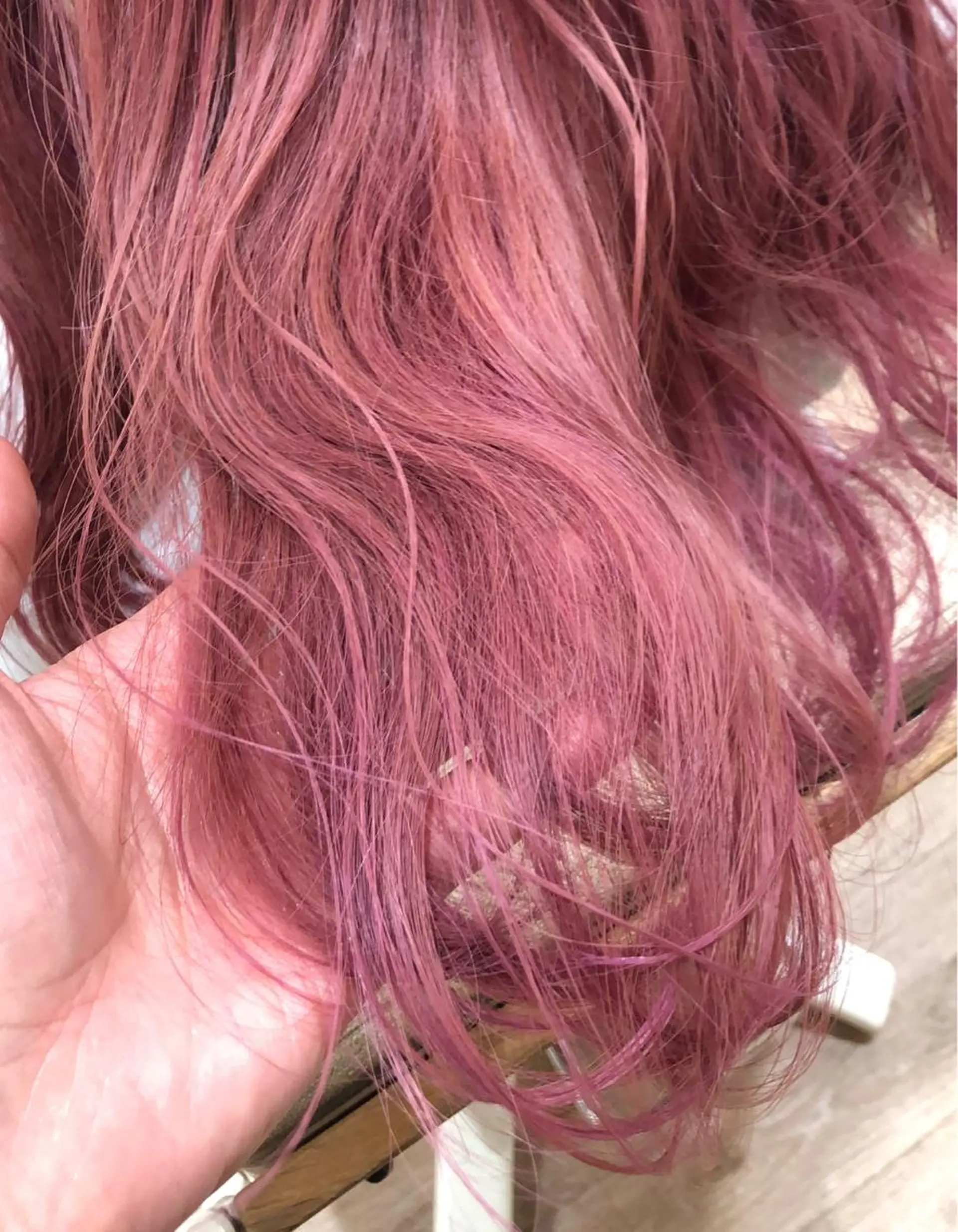 セミロング カラー ブリーチ ケアブリーチ ピンクカラー ケアブリーチ 坪井佑樹のヘアスタイル